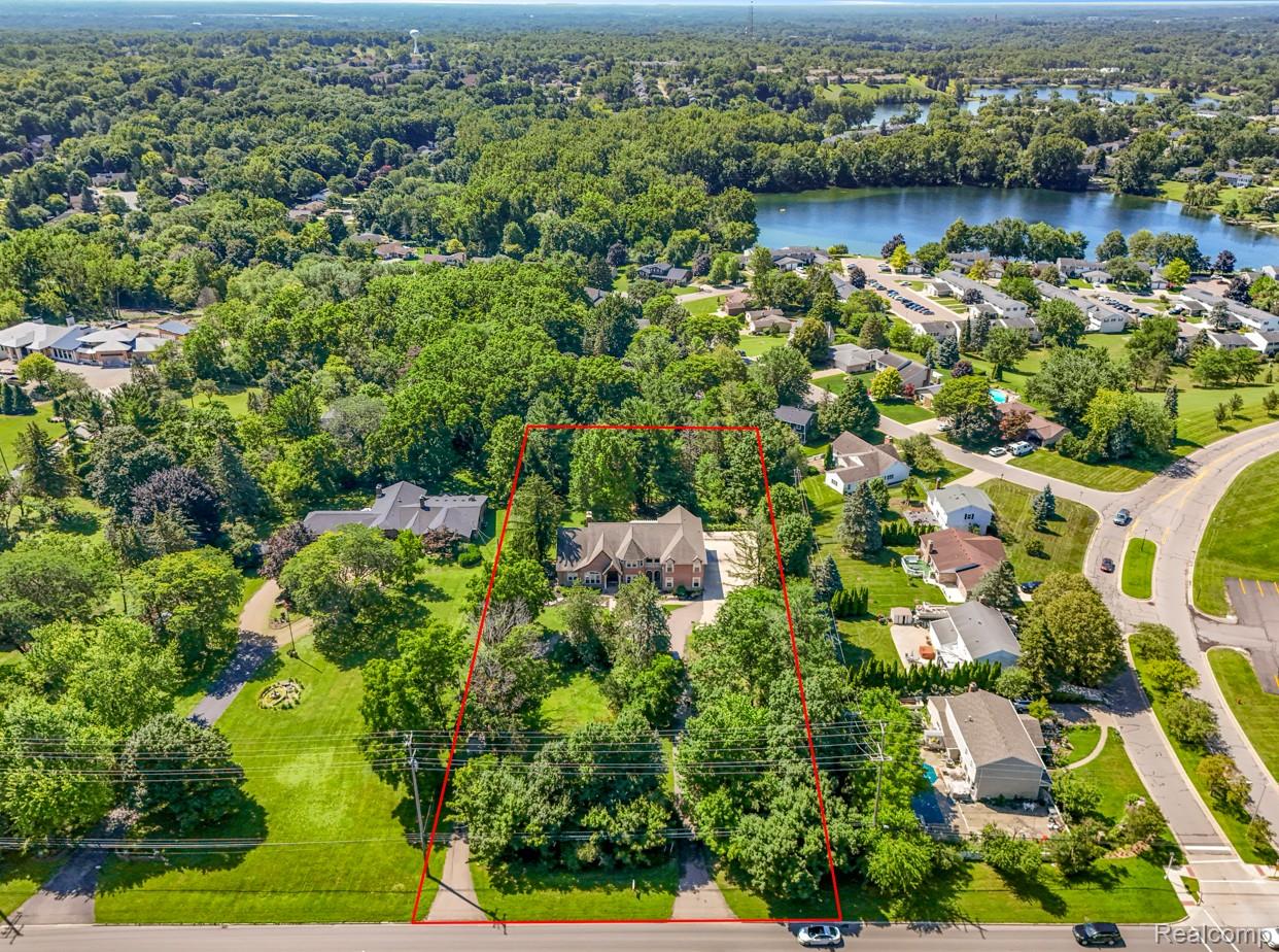 Northville, Michigan, 48167, United States, 5 Bedrooms Bedrooms, ,6 BathroomsBathrooms,Residential,Active,1905093