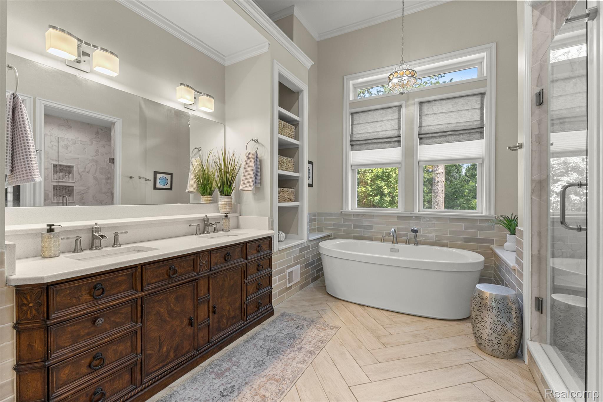 Northville, Michigan, 48167, United States, 5 Bedrooms Bedrooms, ,6 BathroomsBathrooms,Residential,Active,1905093
