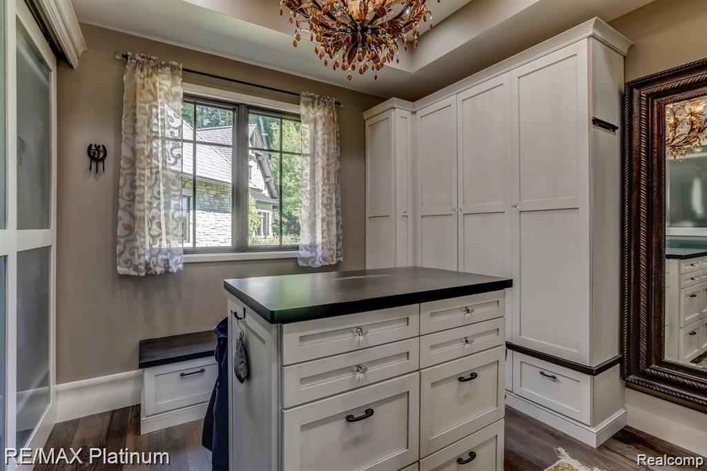 Howell, Michigan, 48843, United States, 5 Bedrooms Bedrooms, ,6 BathroomsBathrooms,Residential,Active,1714075