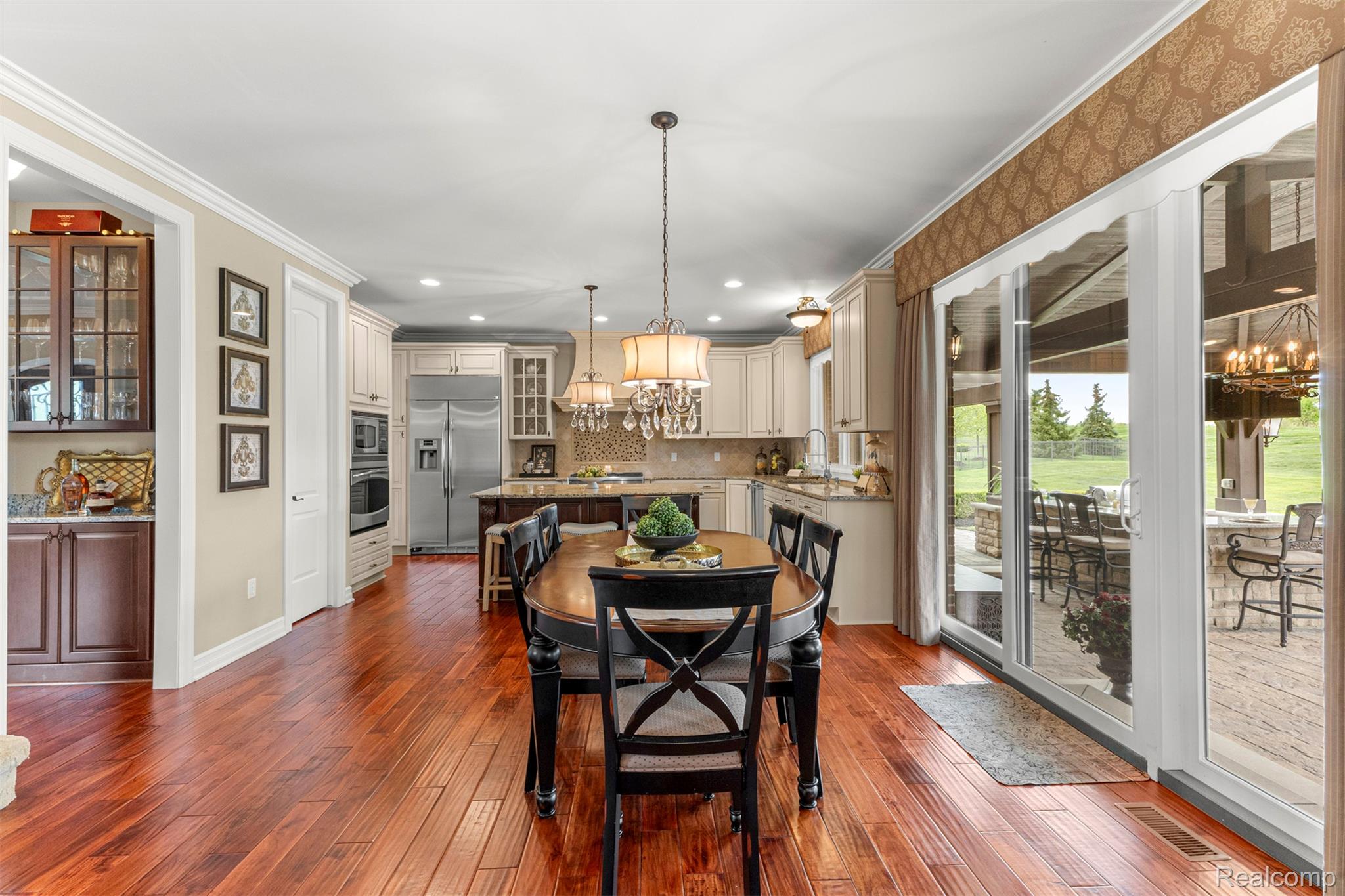 Northville, Michigan, 48167, United States, 4 Bedrooms Bedrooms, ,4 BathroomsBathrooms,Residential,Active,2052116