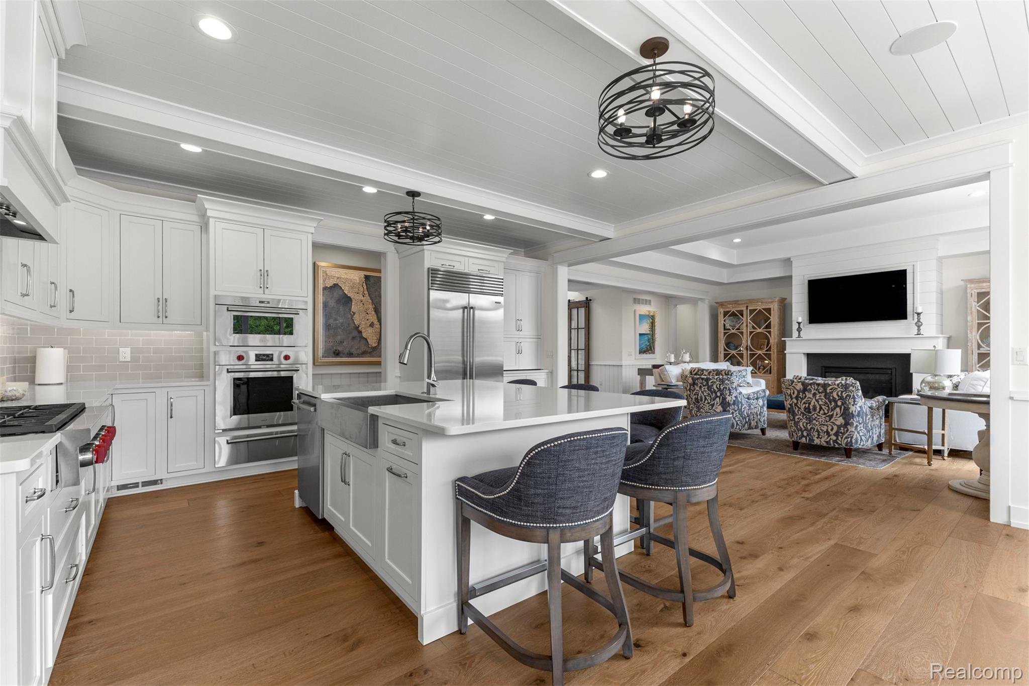 Northville, Michigan, 48168, United States, 5 Bedrooms Bedrooms, ,6 BathroomsBathrooms,Residential,Active,1913964