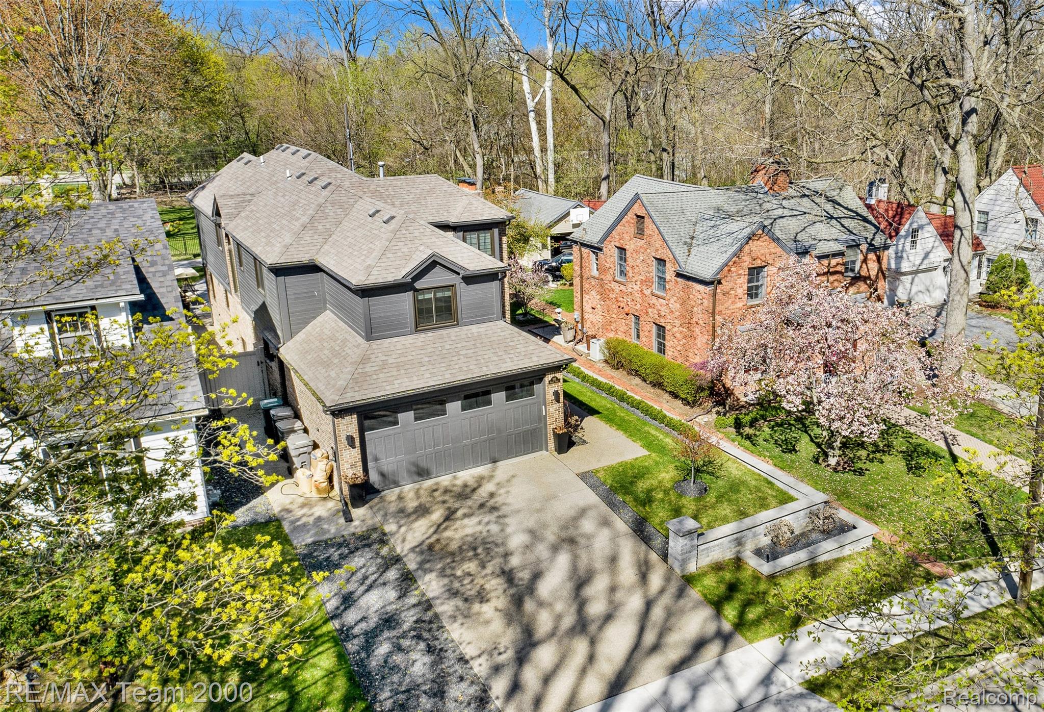 Dearborn, Michigan, 48124, United States, 4 Bedrooms Bedrooms, ,4 BathroomsBathrooms,Residential,Active,1985553