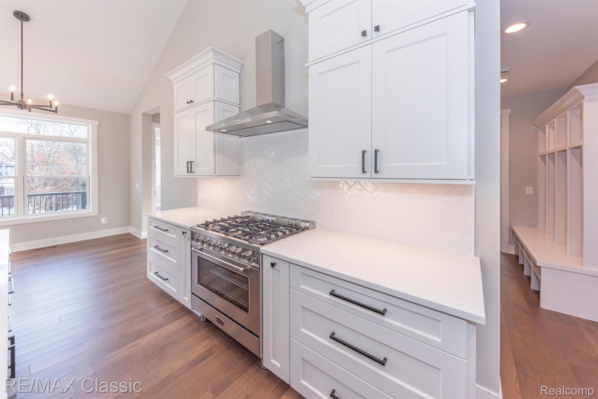 Dexter, Michigan, 48130, United States, 5 Bedrooms Bedrooms, ,6 BathroomsBathrooms,Residential,Active,1820362