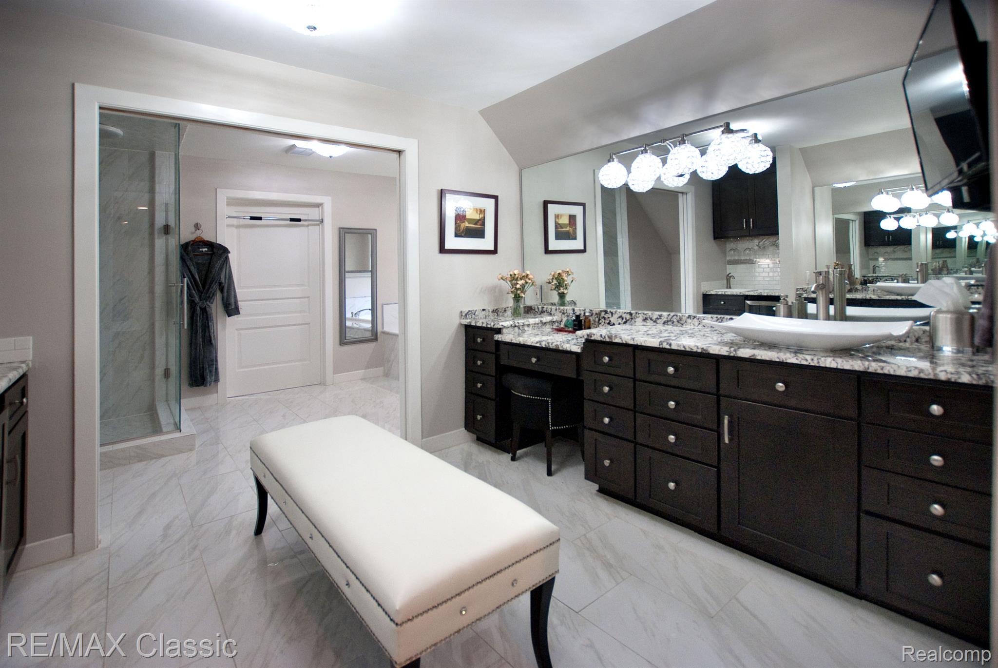 Wolverinelake, Michigan, 48390, United States, ,4 BathroomsBathrooms,Residential,Active,1831819