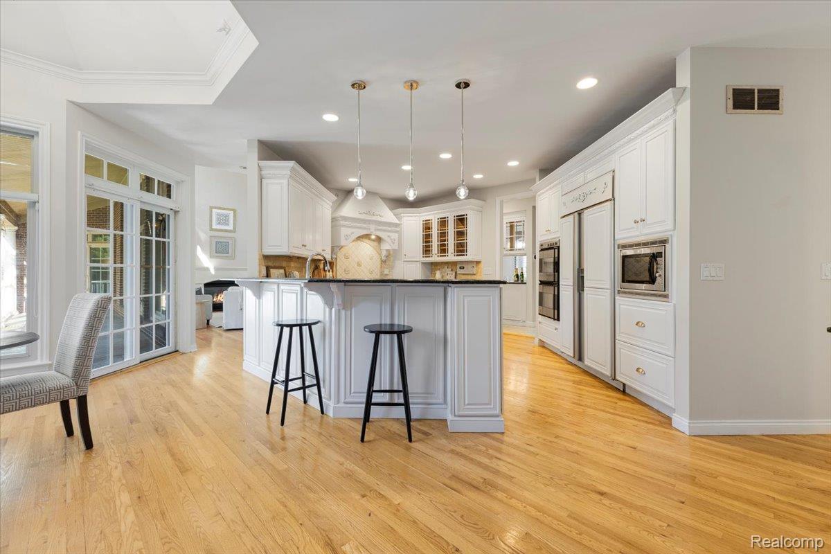 Rochester, Michigan, 48306, United States, 5 Bedrooms Bedrooms, ,6 BathroomsBathrooms,Residential,Active,2017103