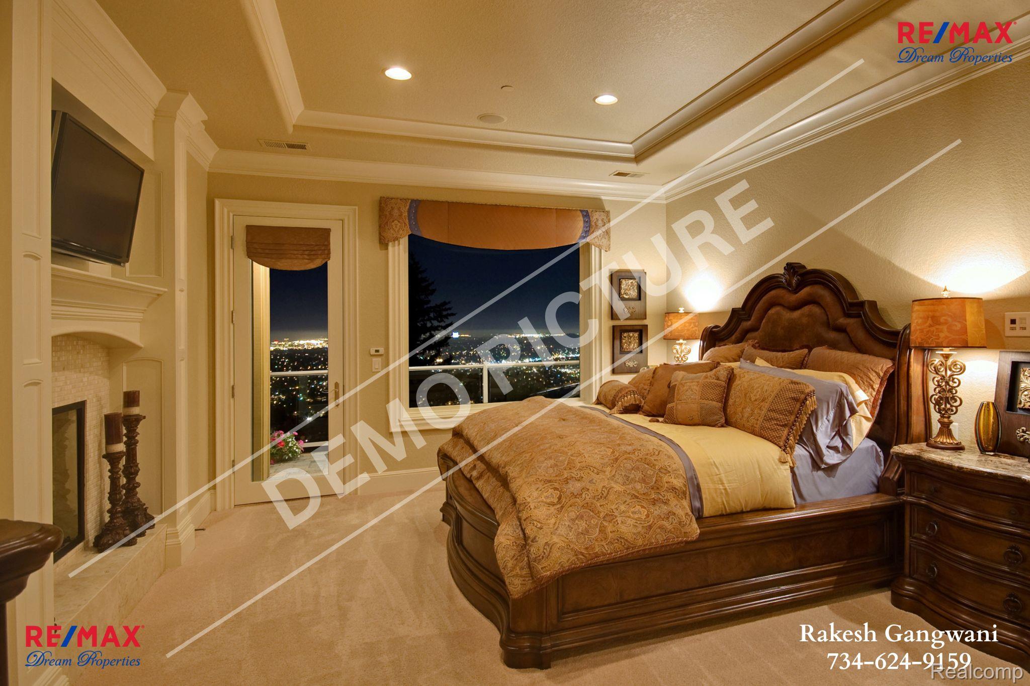 Beverlyhills, Michigan, 48025, United States, 3 Bedrooms Bedrooms, ,3 BathroomsBathrooms,Residential,Active,1997591