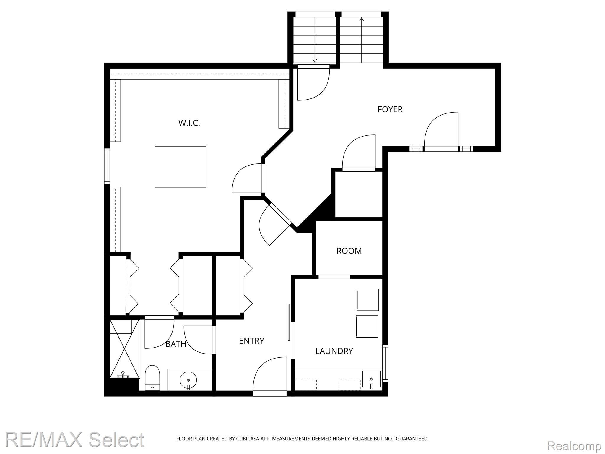Fenton, Michigan, 48430, United States, 4 Bedrooms Bedrooms, ,5 BathroomsBathrooms,Residential,Active,2016693