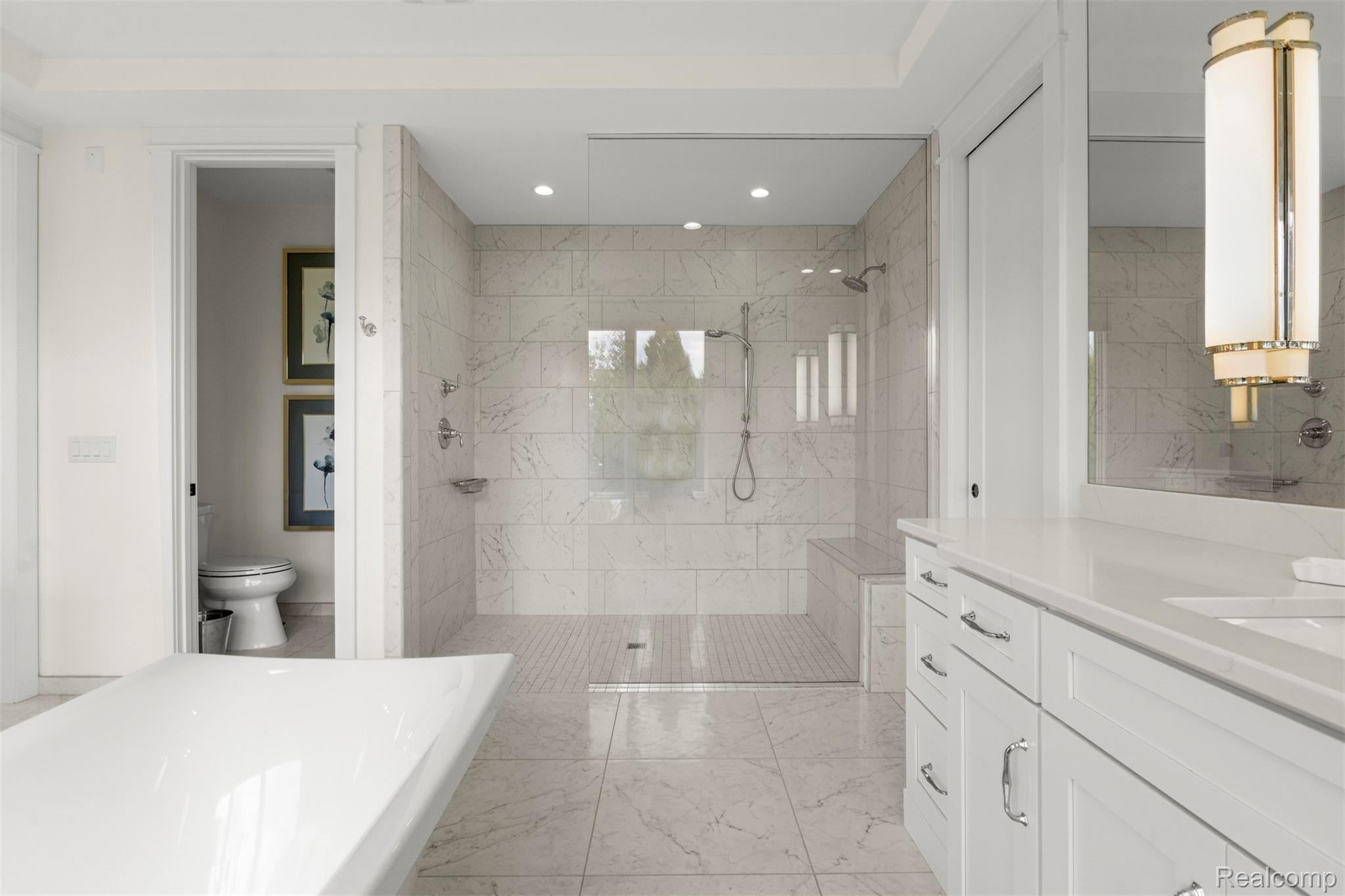 Northville, Michigan, 48168, United States, 5 Bedrooms Bedrooms, ,6 BathroomsBathrooms,Residential,Active,1913964