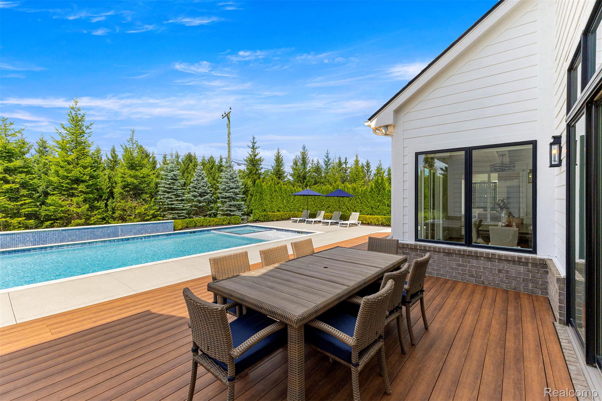 Northville, Michigan, 48168, United States, 5 Bedrooms Bedrooms, ,6 BathroomsBathrooms,Residential,Active,1913964