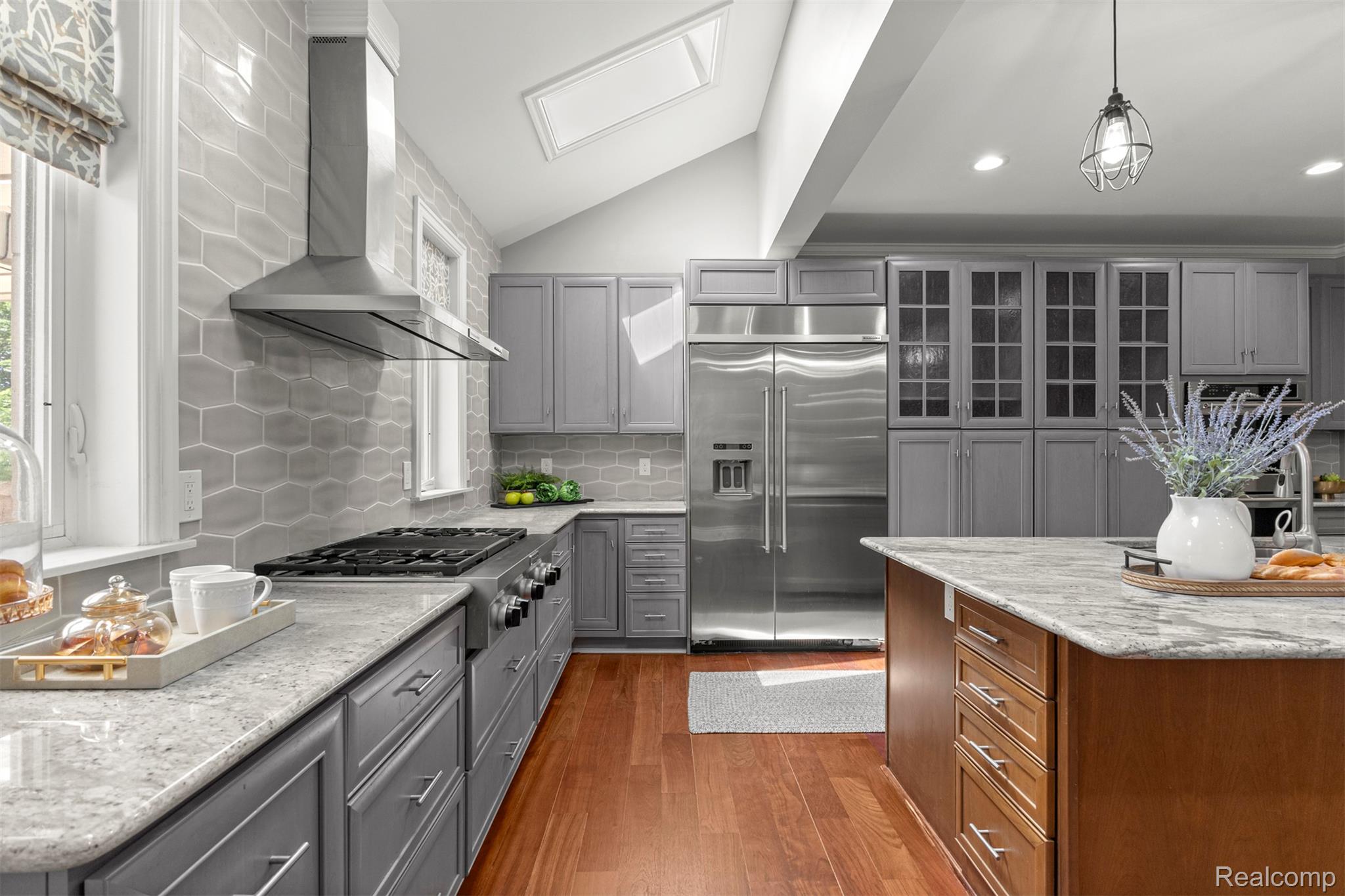 Northville, Michigan, 48167, United States, 5 Bedrooms Bedrooms, ,6 BathroomsBathrooms,Residential,Active,1905093