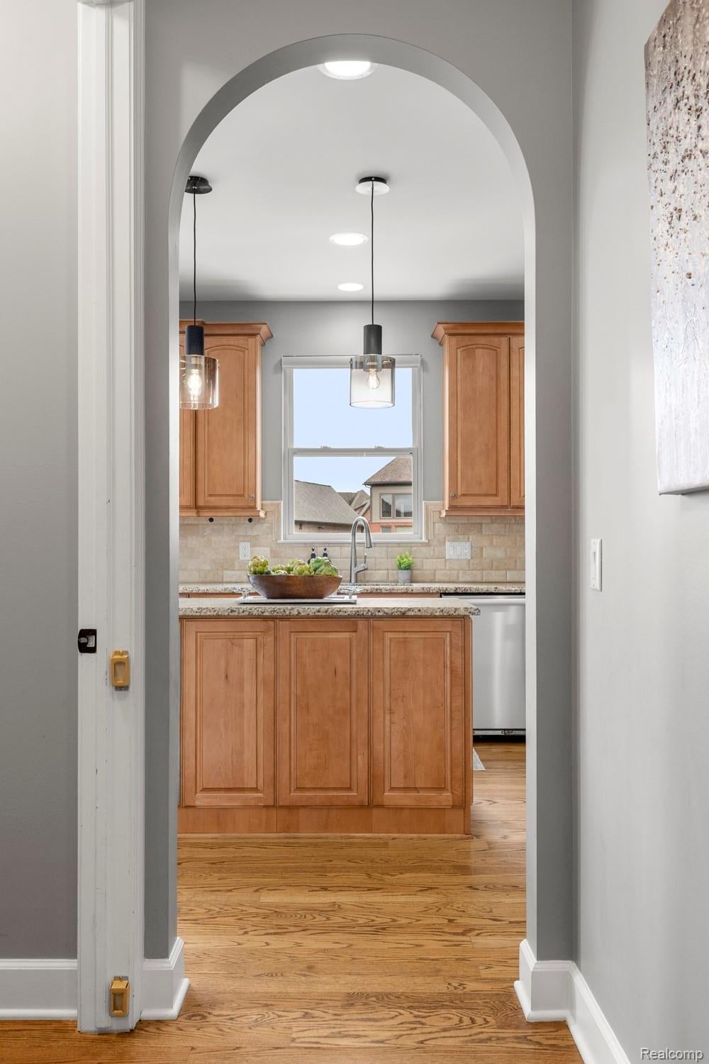Southlyon, Michigan, 48178, United States, 4 Bedrooms Bedrooms, ,5 BathroomsBathrooms,Residential,Active,2045027