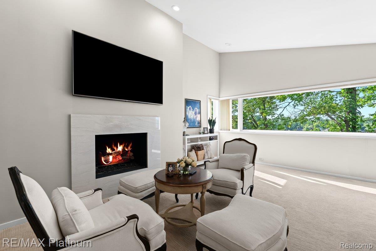 Howell, Michigan, 48843, United States, 4 Bedrooms Bedrooms, ,6 BathroomsBathrooms,Residential,Active,1973360