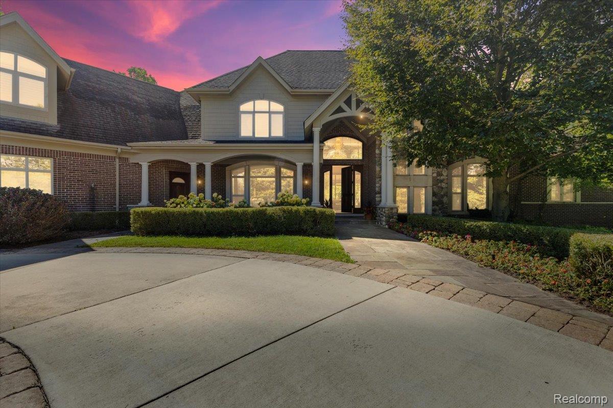 Rochester, Michigan, 48306, United States, 5 Bedrooms Bedrooms, ,6 BathroomsBathrooms,Residential,Active,2009426