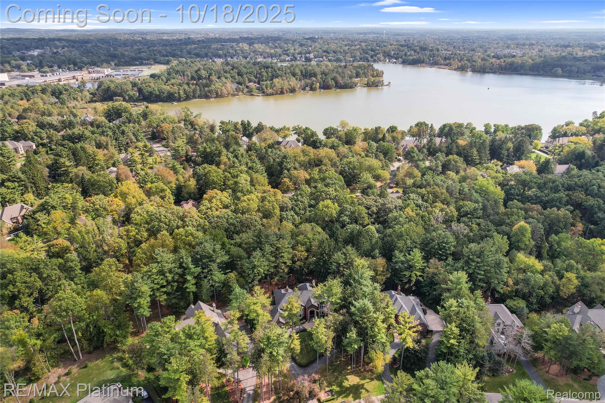 Brighton, Michigan, 48116, United States, 6 Bedrooms Bedrooms, ,7 BathroomsBathrooms,Residential,Active,1965994