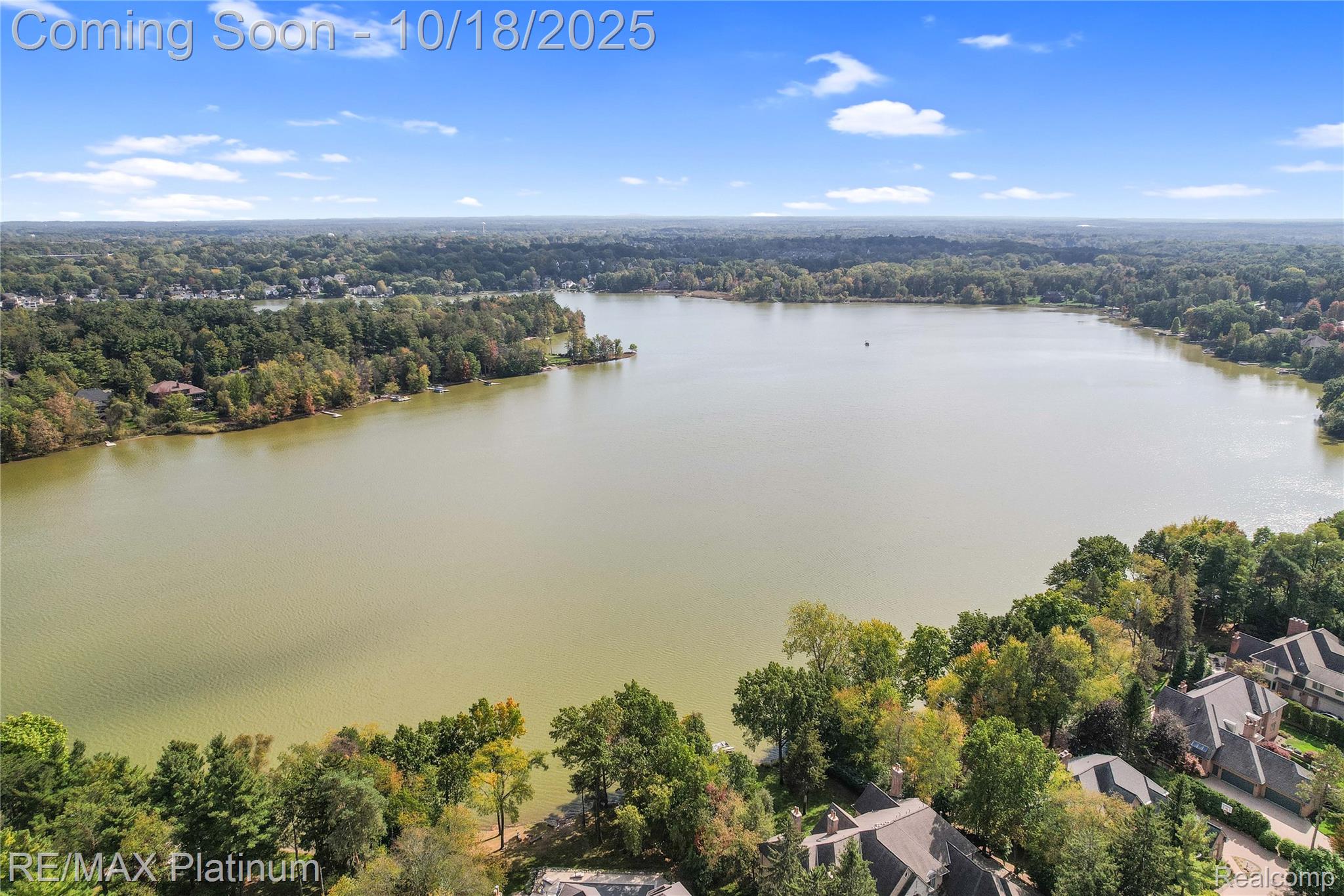 Brighton, Michigan, 48116, United States, 6 Bedrooms Bedrooms, ,7 BathroomsBathrooms,Residential,Active,1965994