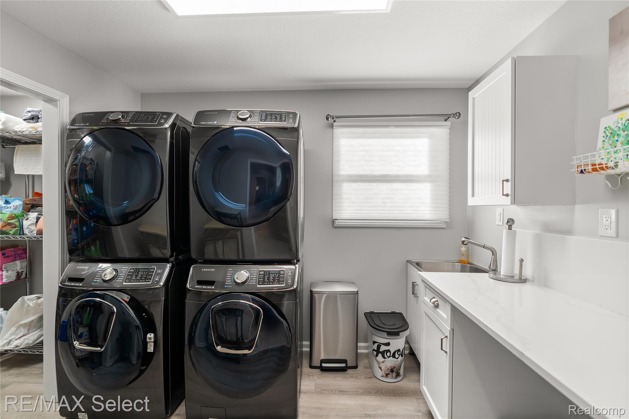 Fenton, Michigan, 48430, United States, 4 Bedrooms Bedrooms, ,5 BathroomsBathrooms,Residential,Active,2016693