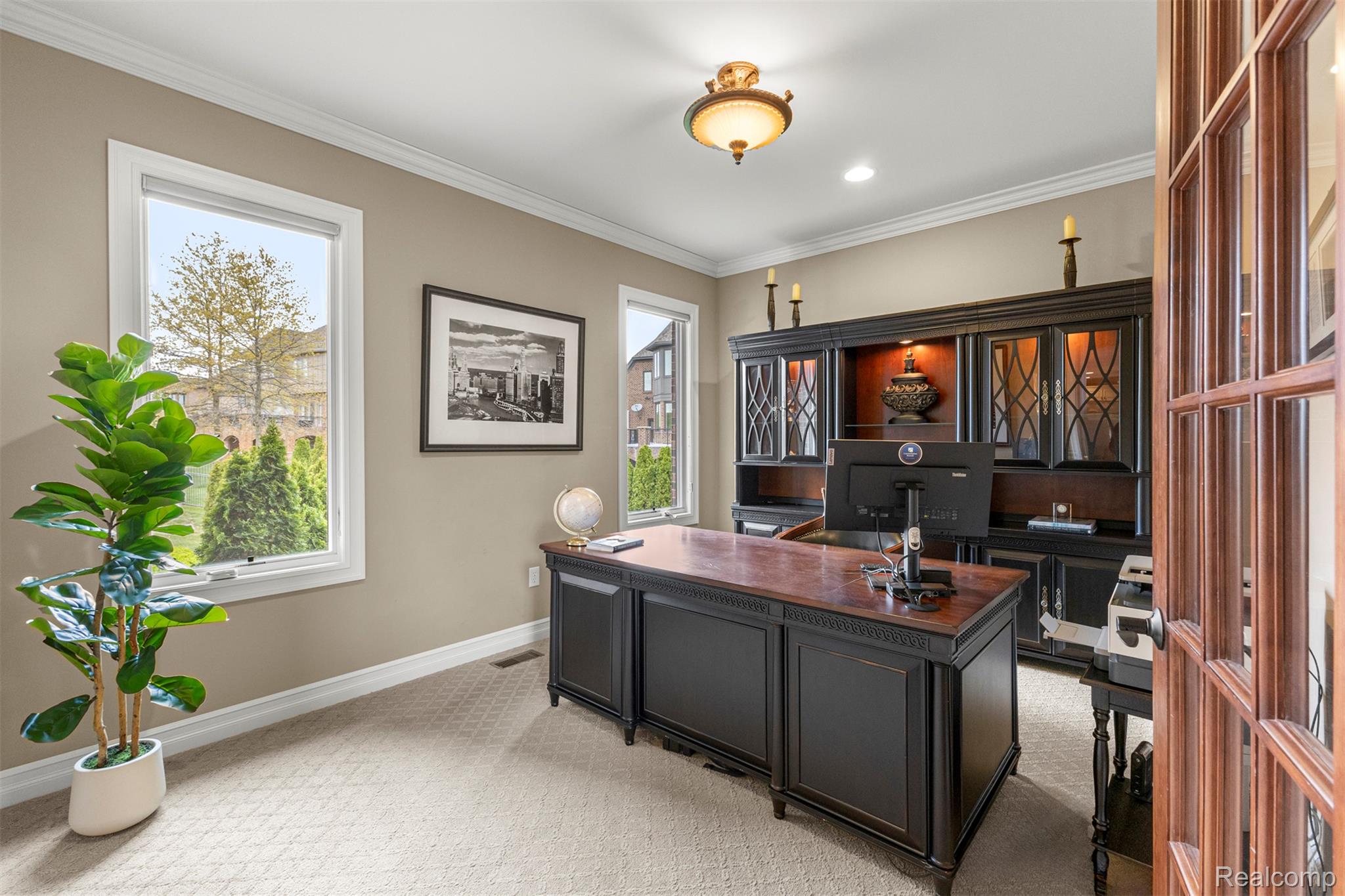 Northville, Michigan, 48167, United States, 4 Bedrooms Bedrooms, ,4 BathroomsBathrooms,Residential,Active,2052116