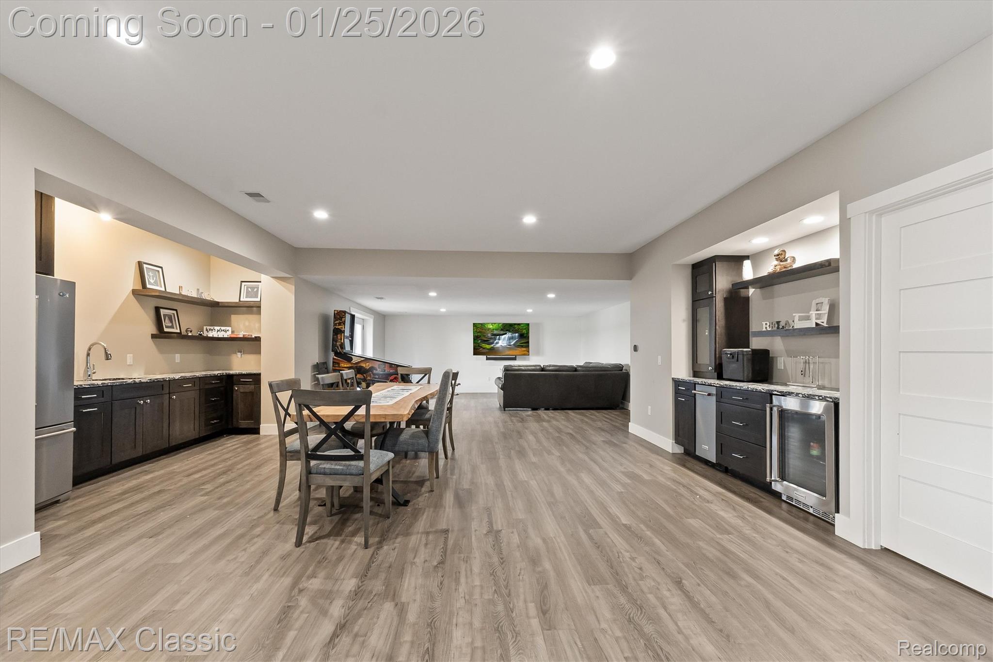 Whitehall, Michigan, 49461, United States, 5 Bedrooms Bedrooms, ,6 BathroomsBathrooms,Residential,Active,2012808