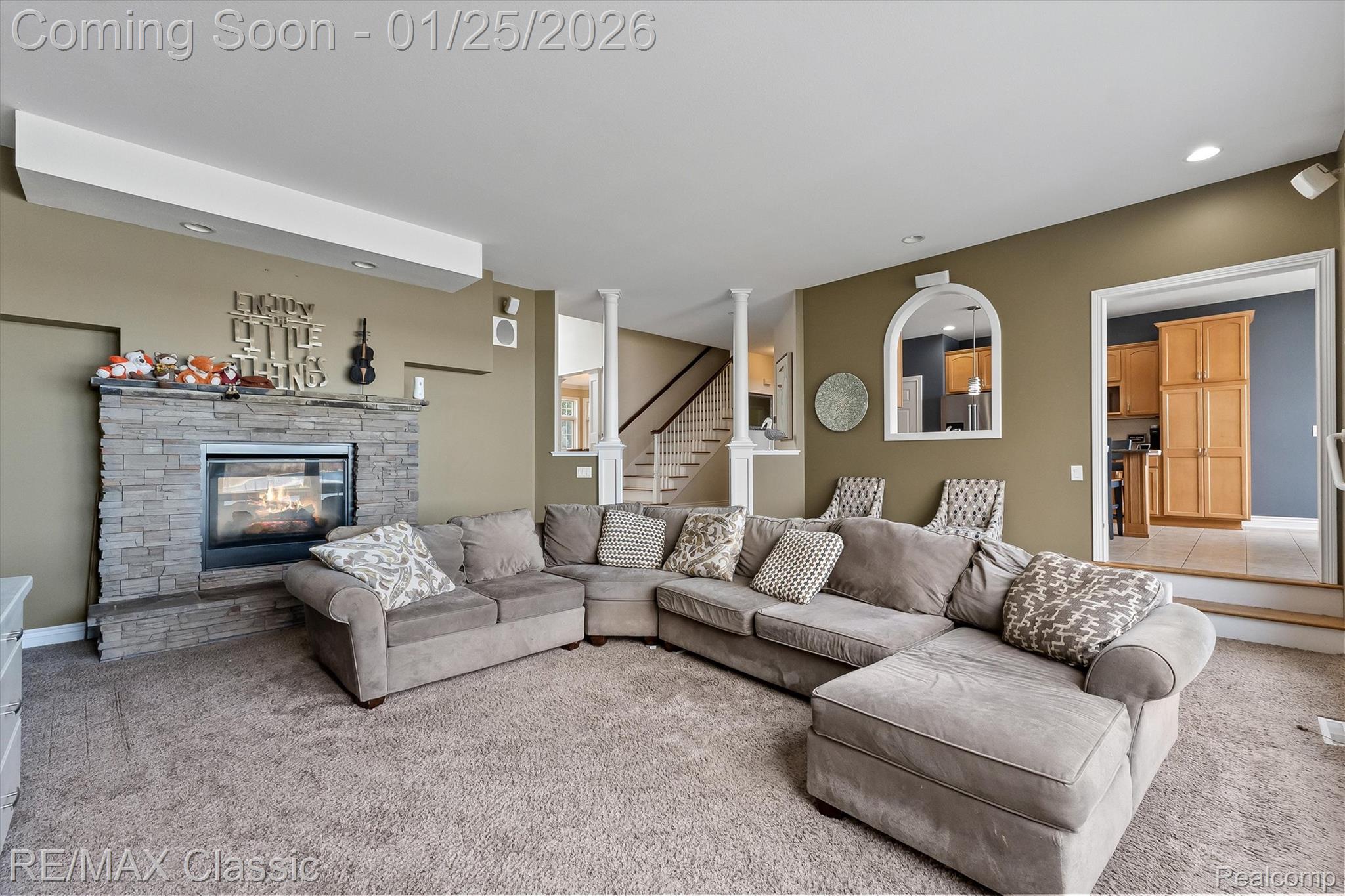 Whitehall, Michigan, 49461, United States, 5 Bedrooms Bedrooms, ,6 BathroomsBathrooms,Residential,Active,2012808