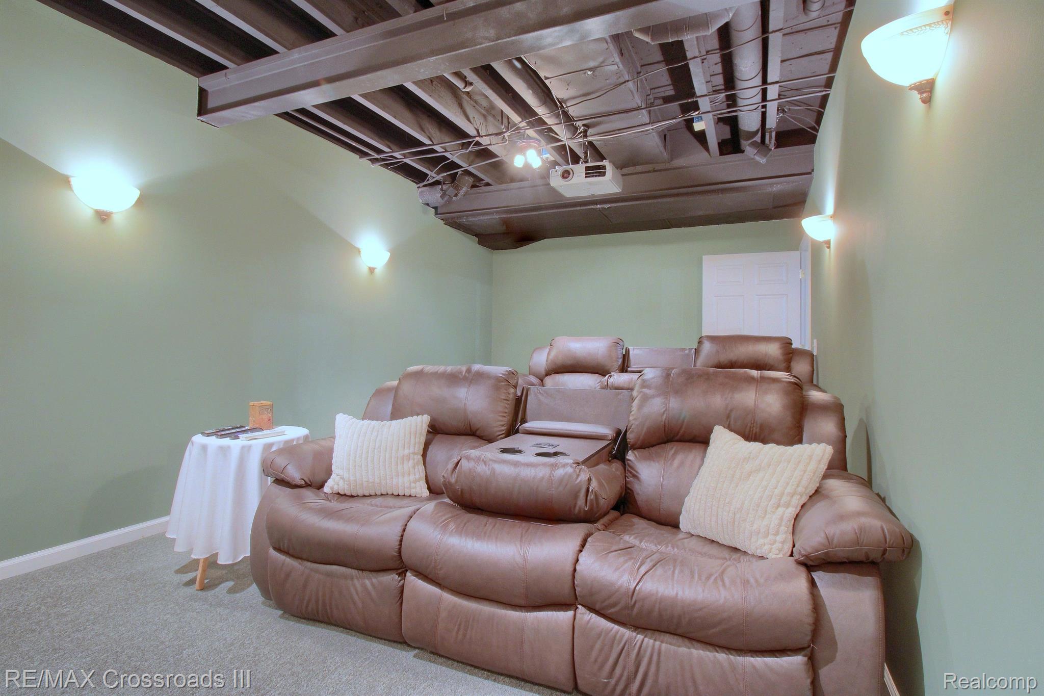 Ypsilanti, Michigan, 48198, United States, 4 Bedrooms Bedrooms, ,4 BathroomsBathrooms,Residential,Active,1900178