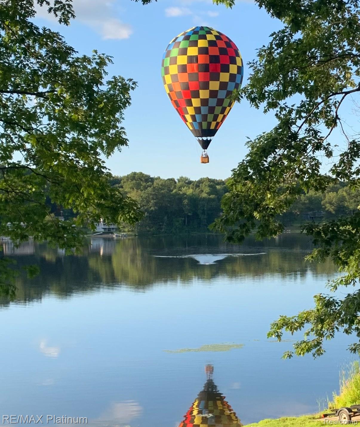 Howell, Michigan, 48843, United States, 4 Bedrooms Bedrooms, ,6 BathroomsBathrooms,Residential,Active,1973360