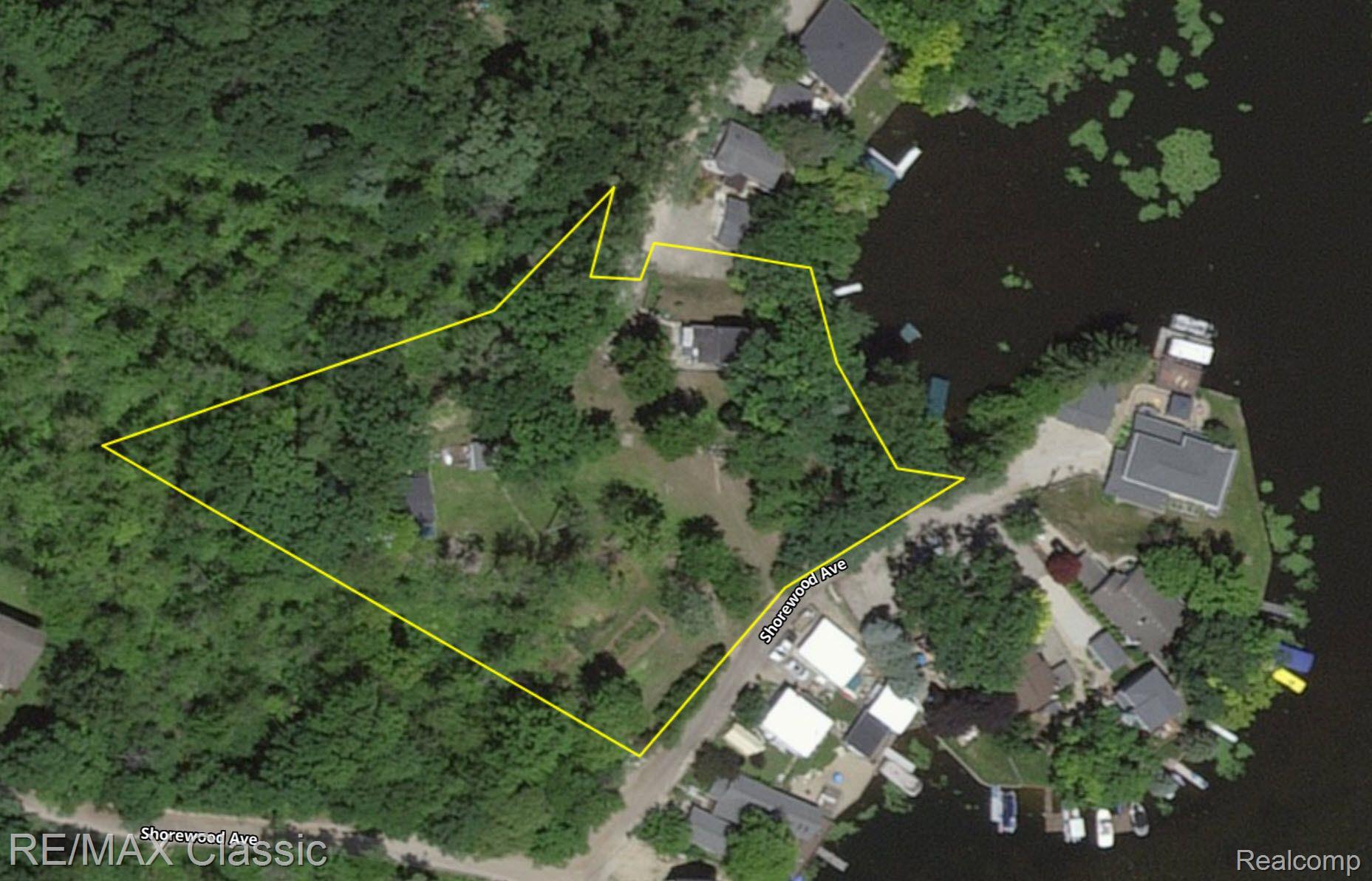 Lakeorion, Michigan, 48362, United States, 2 Bedrooms Bedrooms, ,2 BathroomsBathrooms,Residential,Active,1894599