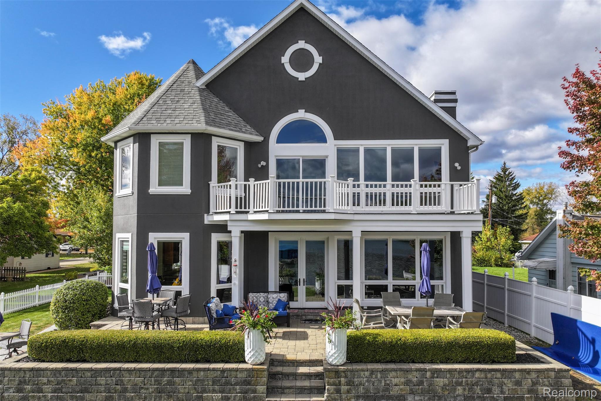 Linden, Michigan, 48451, United States, 5 Bedrooms Bedrooms, ,6 BathroomsBathrooms,Residential,Active,1959969