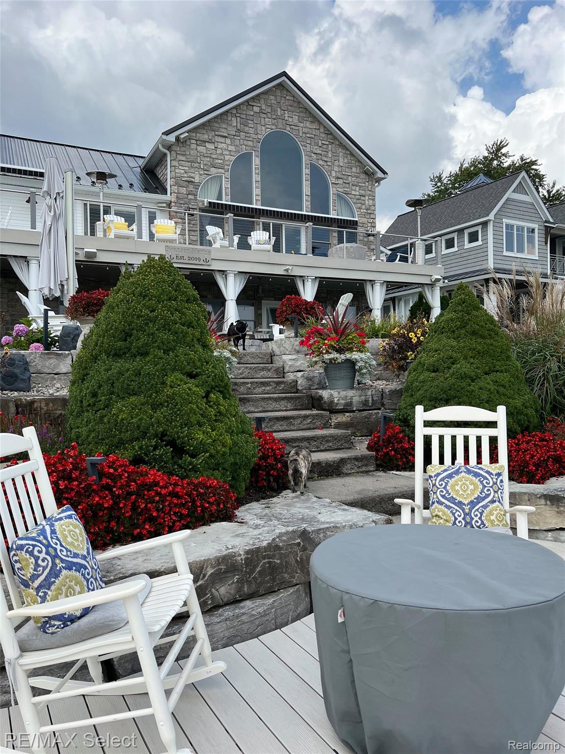 Fenton, Michigan, 48430, United States, 4 Bedrooms Bedrooms, ,5 BathroomsBathrooms,Residential,Active,2016693