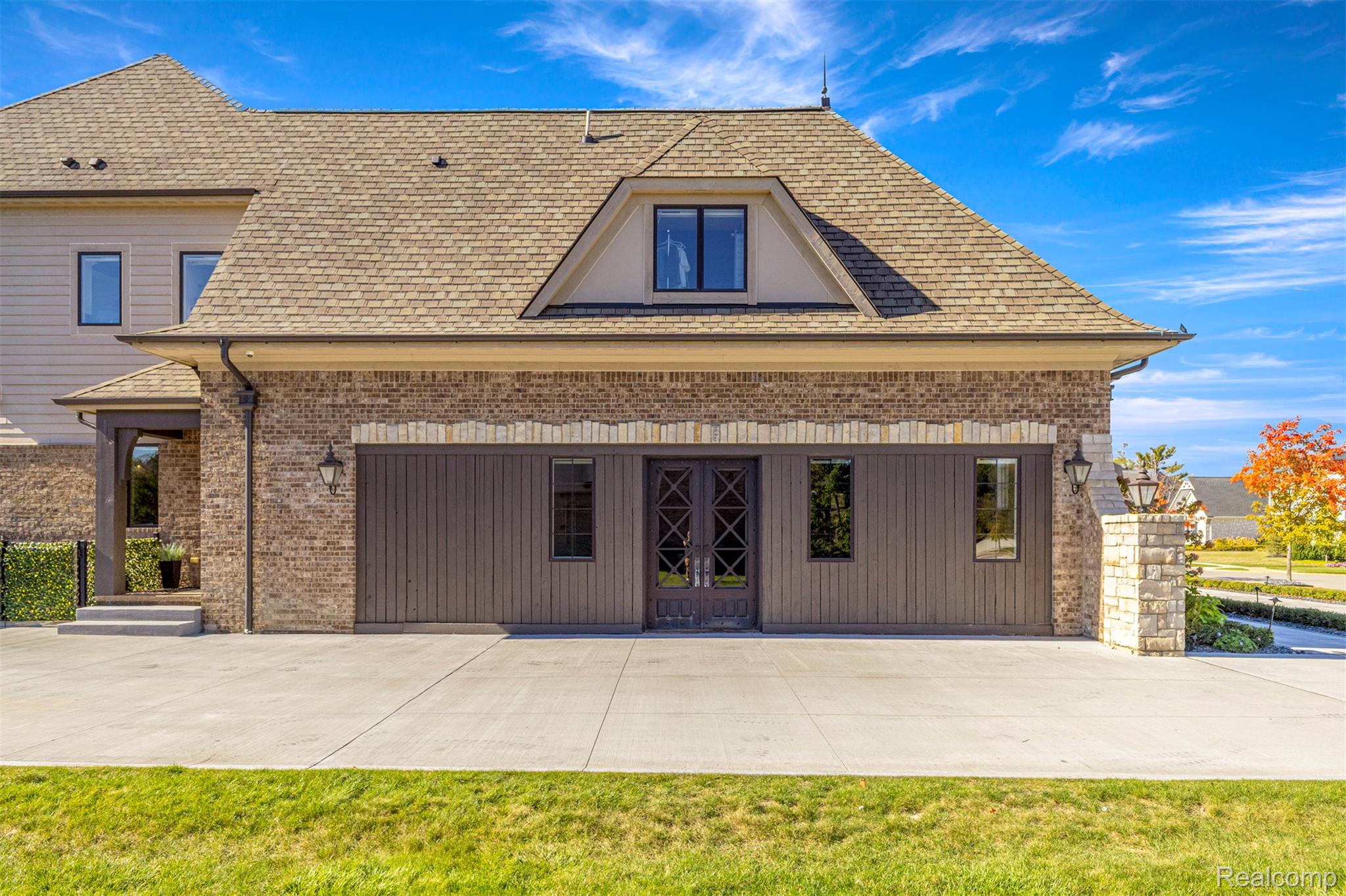 Northville, Michigan, 48168, United States, 5 Bedrooms Bedrooms, ,7 BathroomsBathrooms,Residential,Active,1960117