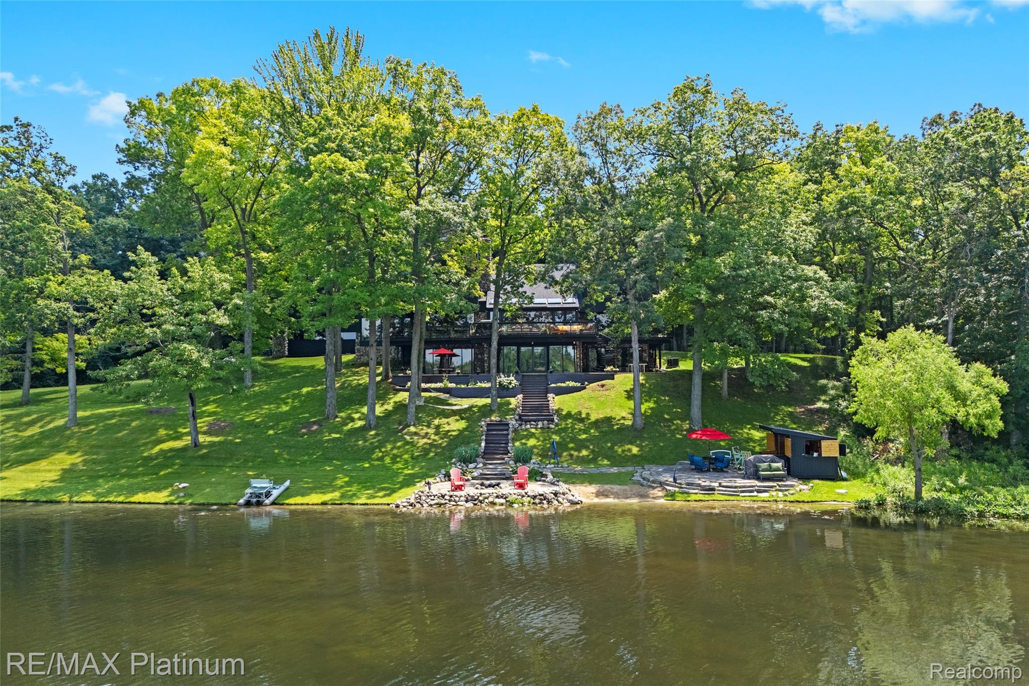 Howell, Michigan, 48843, United States, 4 Bedrooms Bedrooms, ,6 BathroomsBathrooms,Residential,Active,1973360