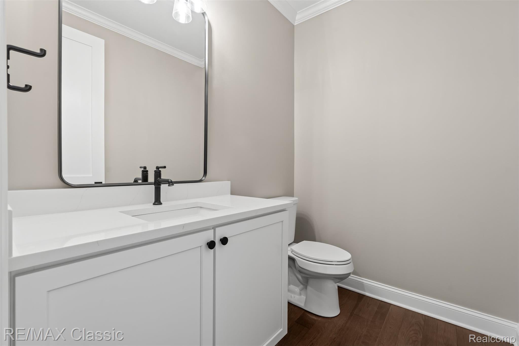 Dexter, Michigan, 48130, United States, 4 Bedrooms Bedrooms, ,4 BathroomsBathrooms,Residential,Active,2036699