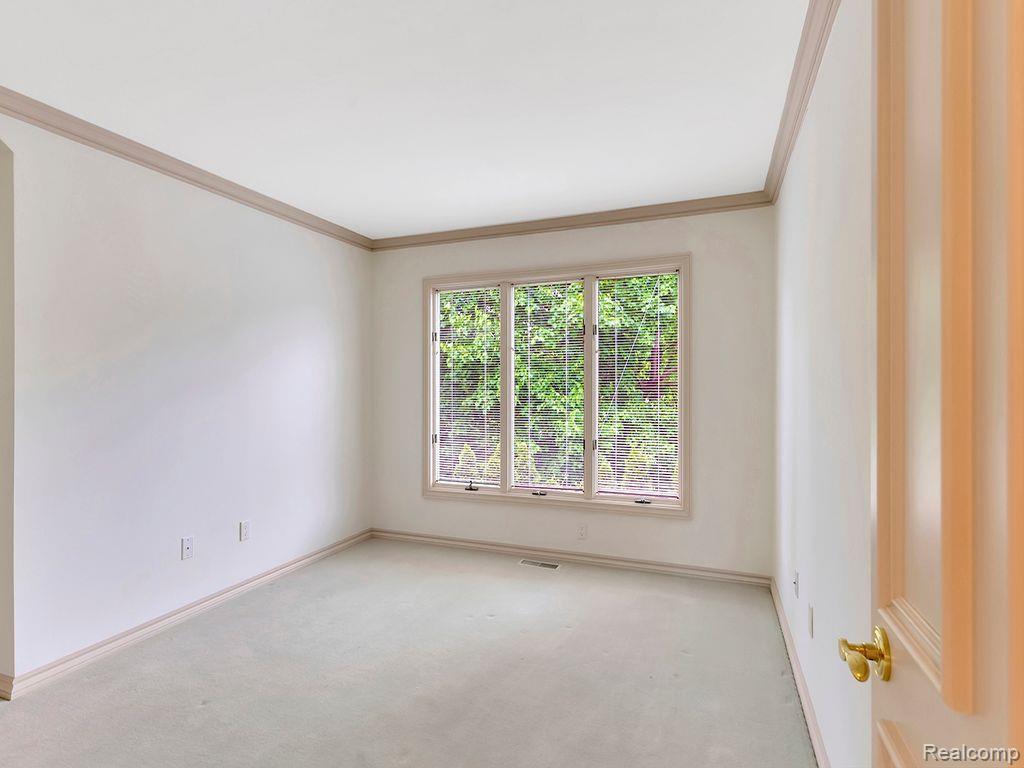 Northville, Michigan, 48167, United States, 6 Bedrooms Bedrooms, ,6 BathroomsBathrooms,Residential,Active,1850675