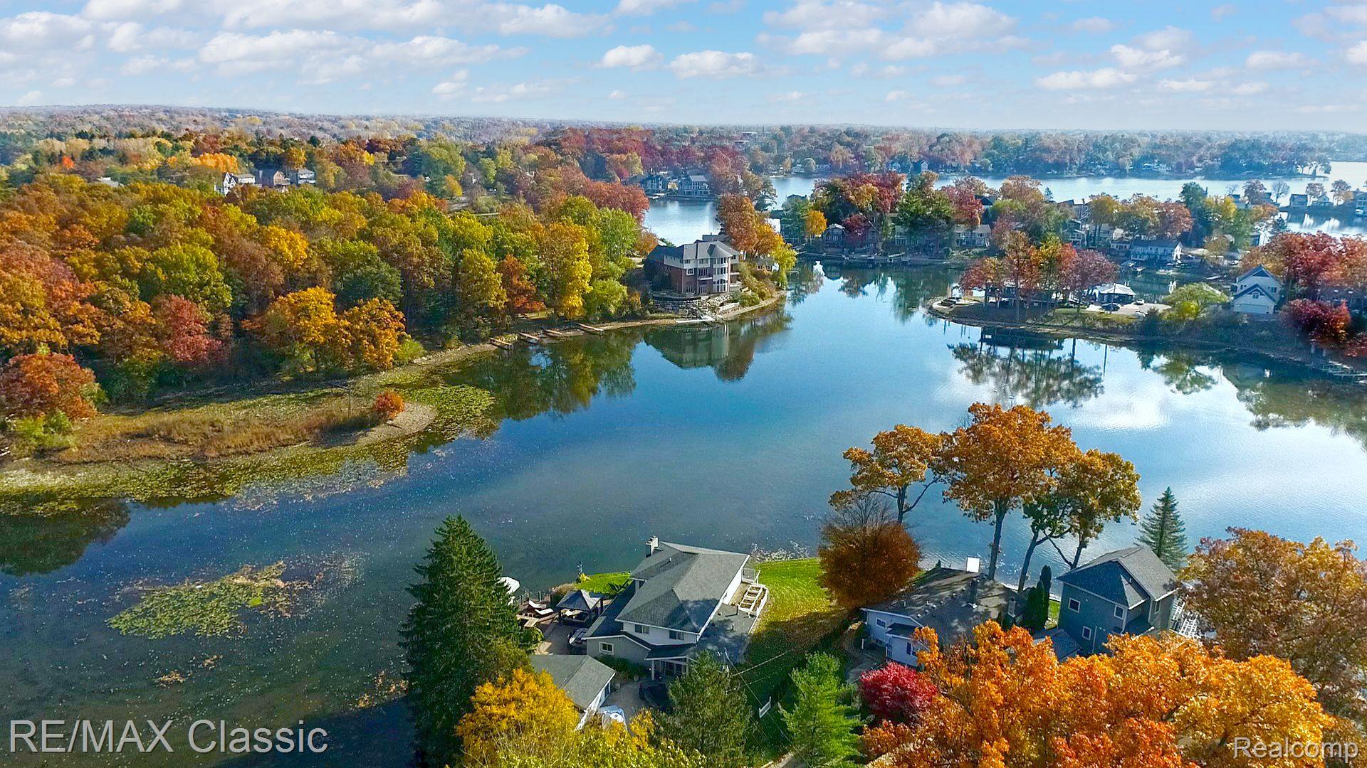 Lakeorion, Michigan, 48362, United States, 2 Bedrooms Bedrooms, ,2 BathroomsBathrooms,Residential,Active,1894599