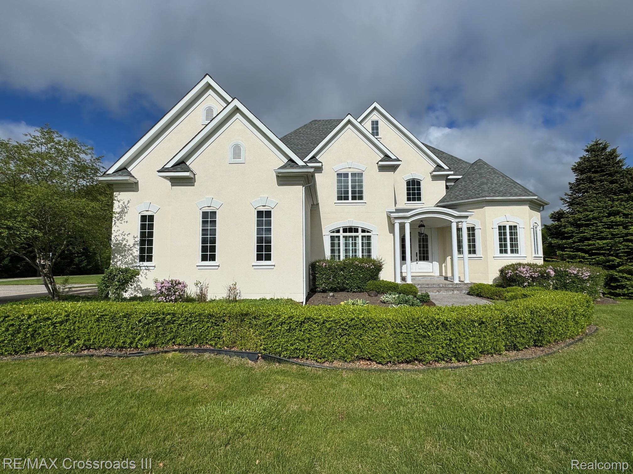 Ypsilanti, Michigan, 48198, United States, 4 Bedrooms Bedrooms, ,4 BathroomsBathrooms,Residential,Active,1900178