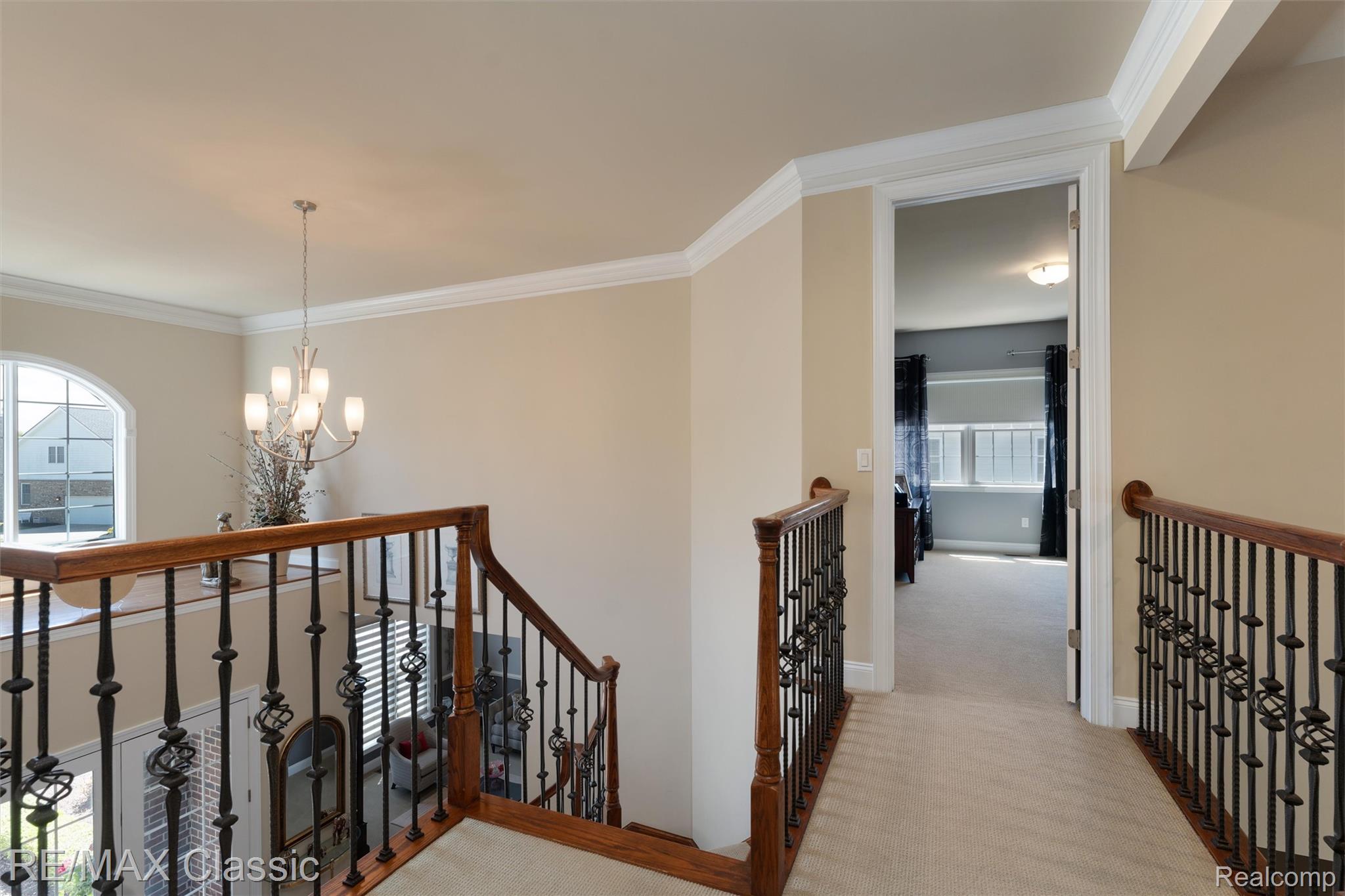 Novi, Michigan, 48374, United States, 5 Bedrooms Bedrooms, ,5 BathroomsBathrooms,Residential,Pending,2052115