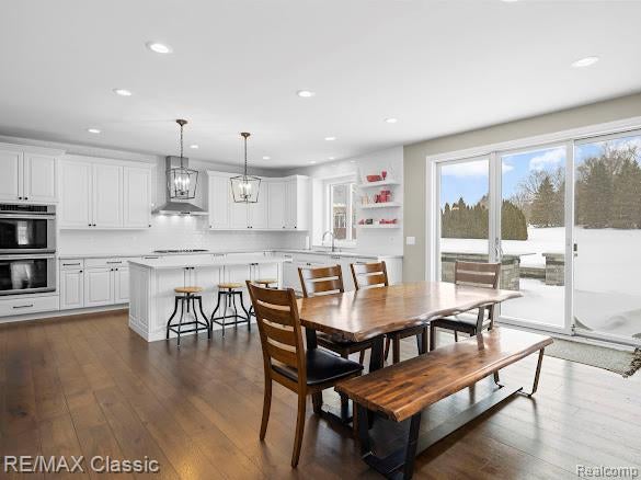 Milford, Michigan, 48380, United States, 5 Bedrooms Bedrooms, ,6 BathroomsBathrooms,Residential,Active,2015845