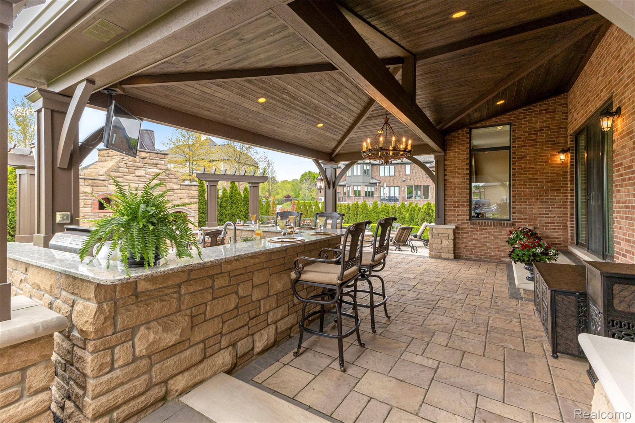 Northville, Michigan, 48167, United States, 4 Bedrooms Bedrooms, ,4 BathroomsBathrooms,Residential,Active,2052116