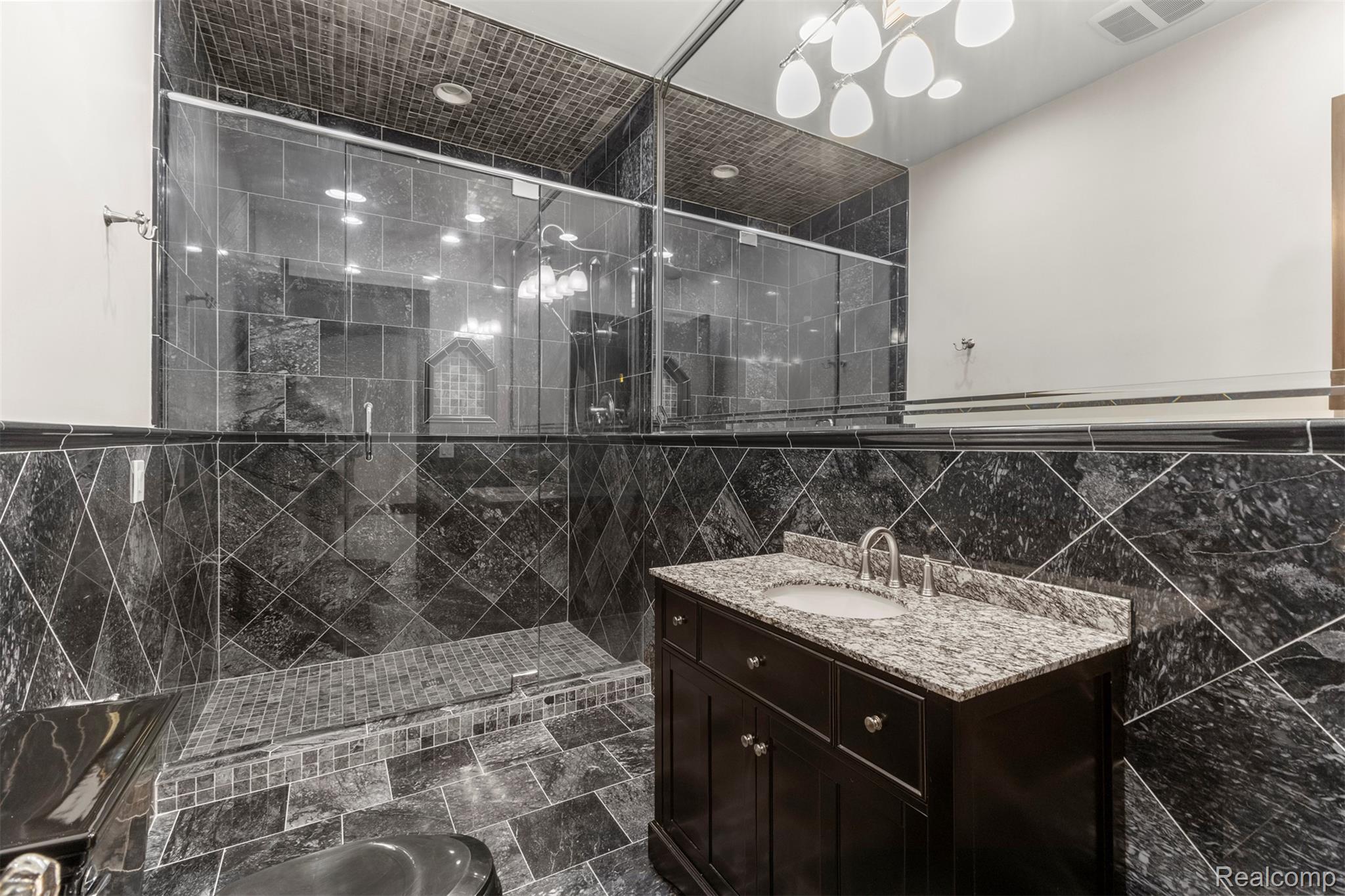 Northville, Michigan, 48168, United States, 9 Bedrooms Bedrooms, ,14 BathroomsBathrooms,Residential,Active,1904136