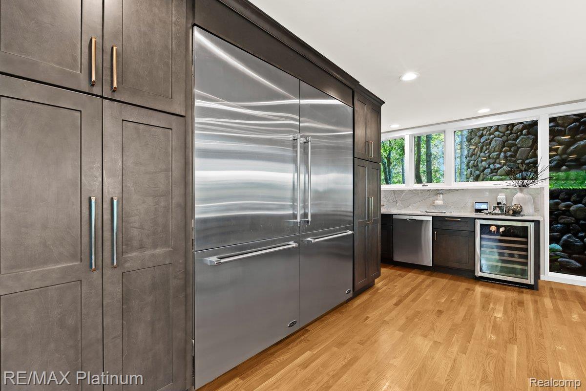 Howell, Michigan, 48843, United States, 4 Bedrooms Bedrooms, ,6 BathroomsBathrooms,Residential,Active,1973360