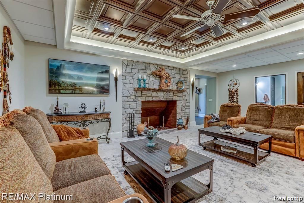 Howell, Michigan, 48843, United States, 5 Bedrooms Bedrooms, ,6 BathroomsBathrooms,Residential,Active,1714075