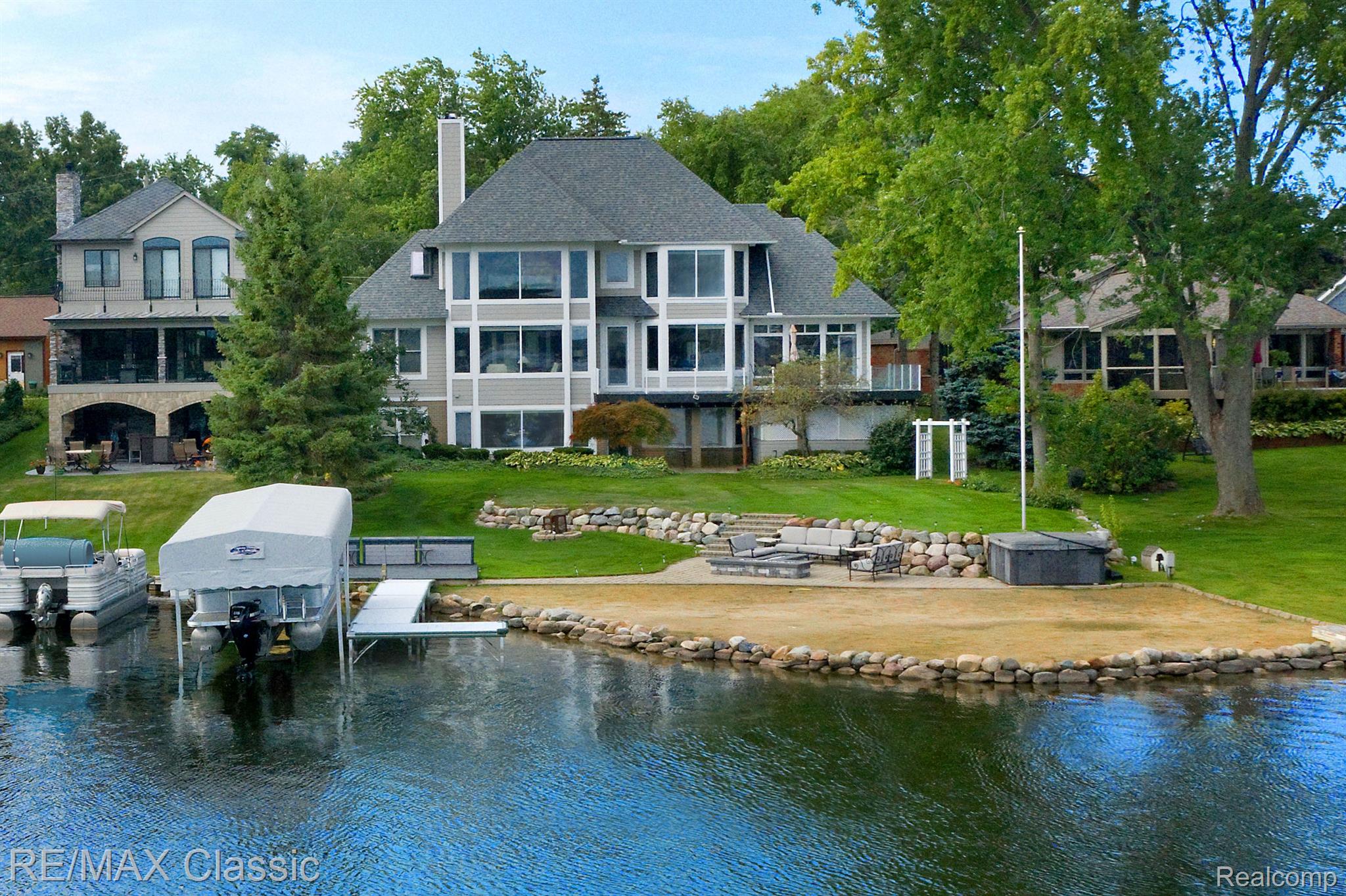 Wolverinelake, Michigan, 48390, United States, ,4 BathroomsBathrooms,Residential,Active,1831819