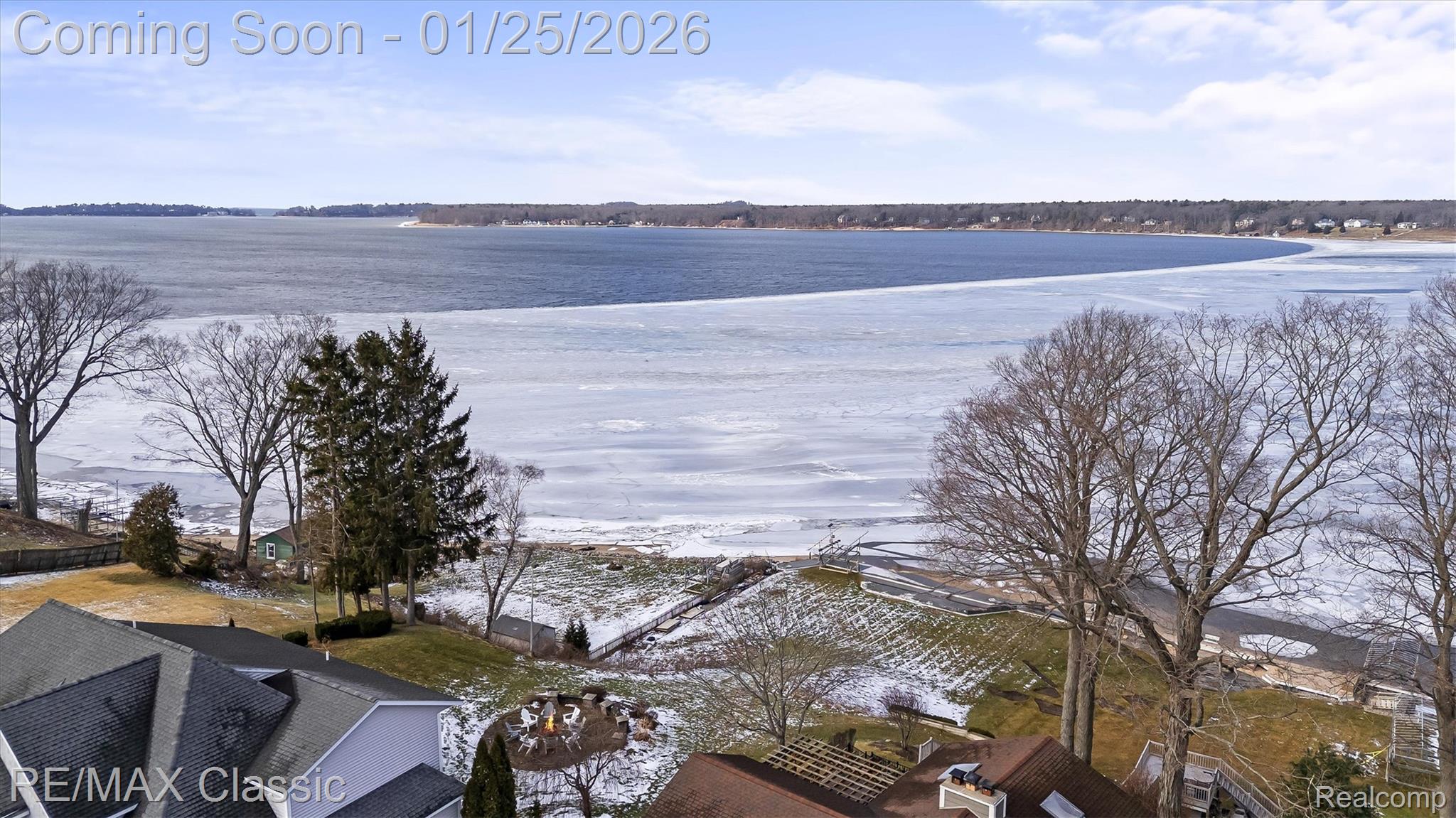 Whitehall, Michigan, 49461, United States, 5 Bedrooms Bedrooms, ,6 BathroomsBathrooms,Residential,Active,2012808