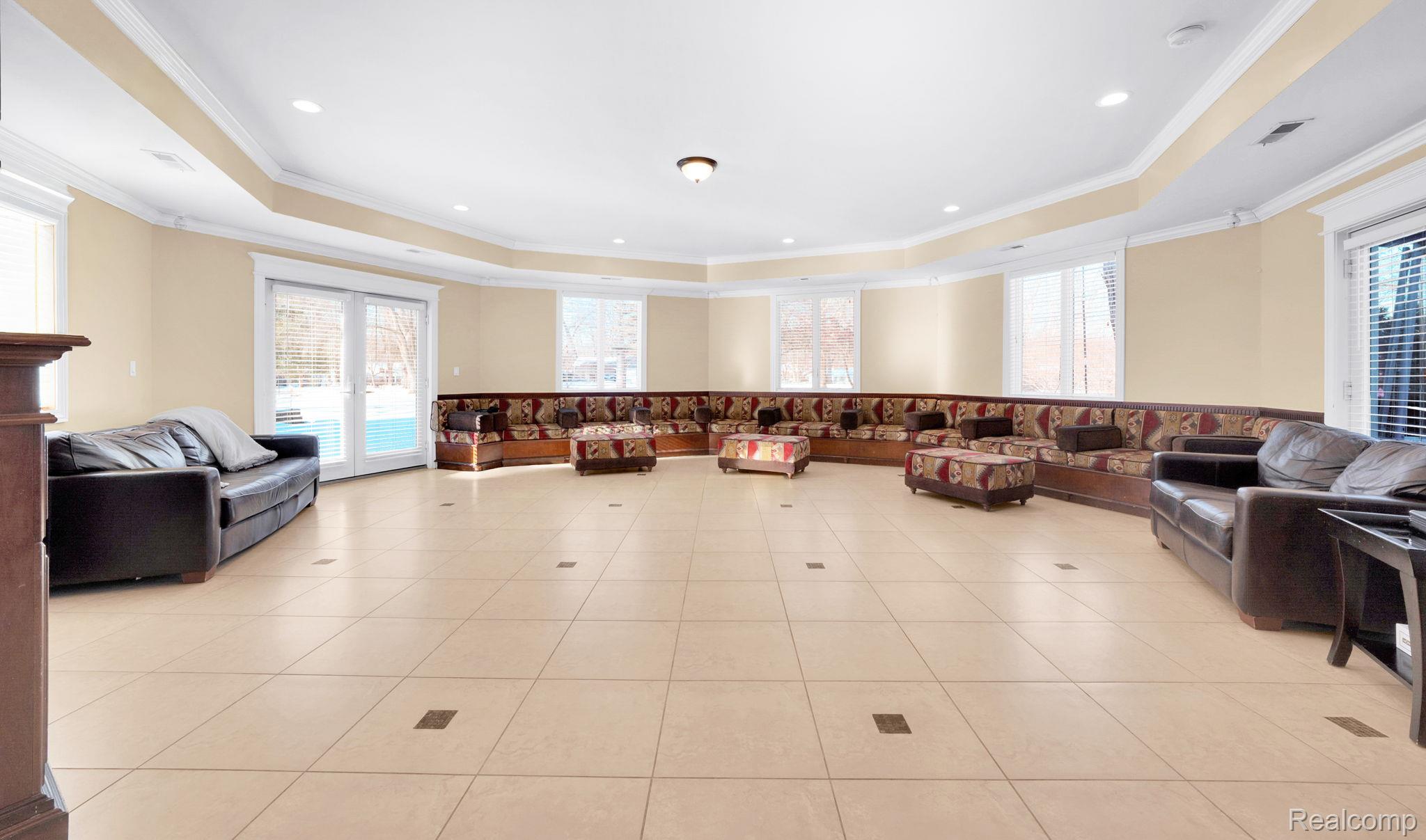 Bloomfieldhills, Michigan, 48301, United States, 7 Bedrooms Bedrooms, ,8 BathroomsBathrooms,Residential,Active,2014613