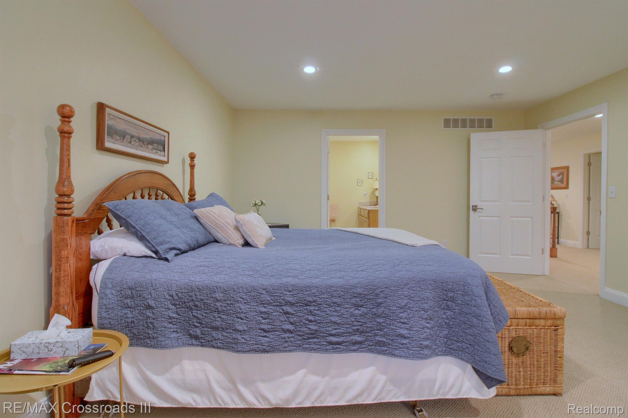 Ypsilanti, Michigan, 48198, United States, 4 Bedrooms Bedrooms, ,4 BathroomsBathrooms,Residential,Active,1900178