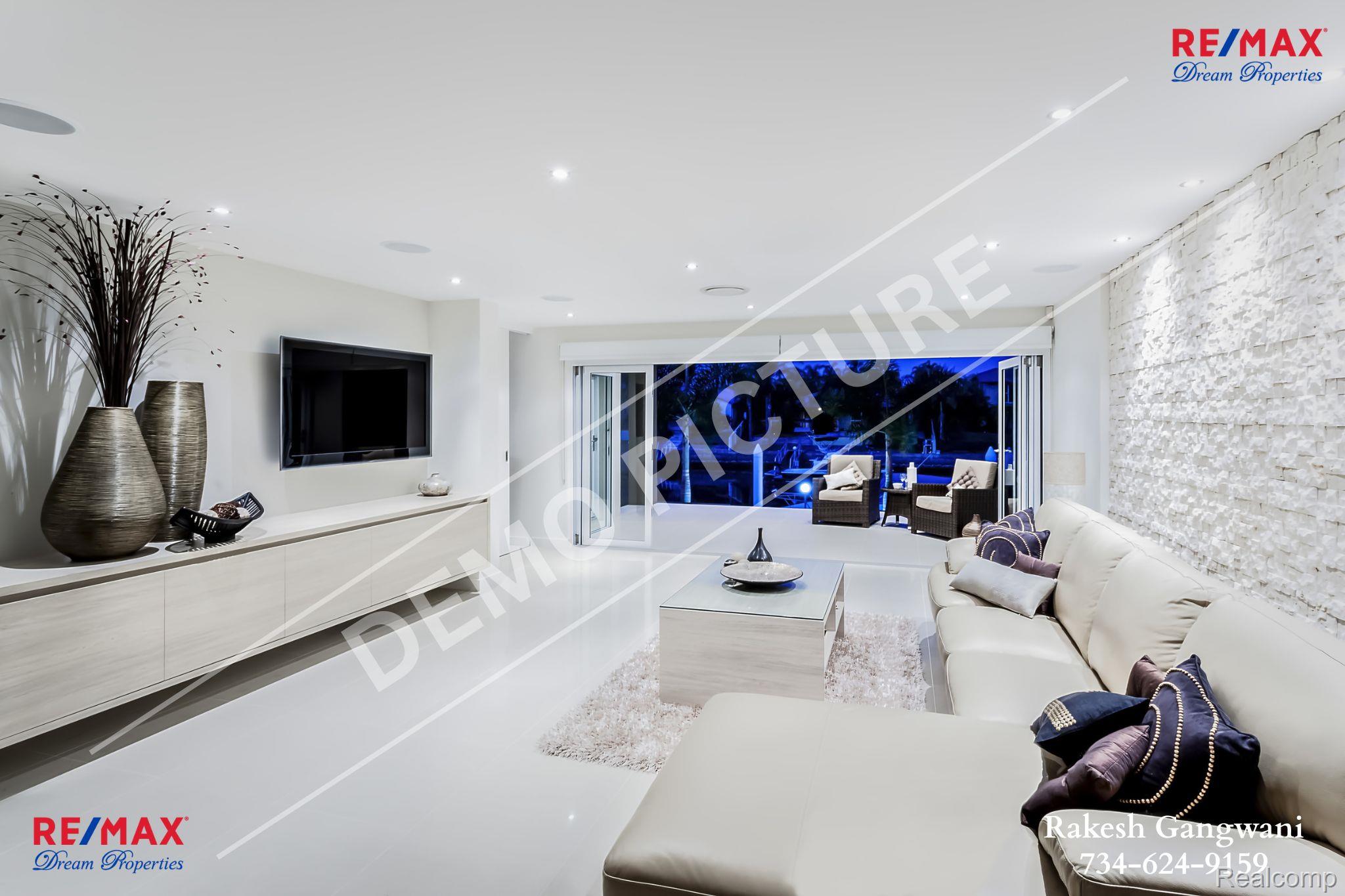 Beverlyhills, Michigan, 48025, United States, 3 Bedrooms Bedrooms, ,3 BathroomsBathrooms,Residential,Active,1997591