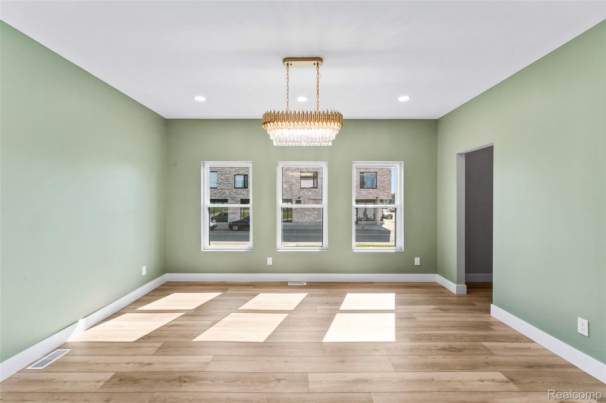 Detroit, Michigan, 48201, United States, 5 Bedrooms Bedrooms, ,6 BathroomsBathrooms,Residential,Active,1963411