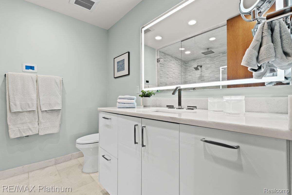 Howell, Michigan, 48843, United States, 4 Bedrooms Bedrooms, ,6 BathroomsBathrooms,Residential,Active,1973360