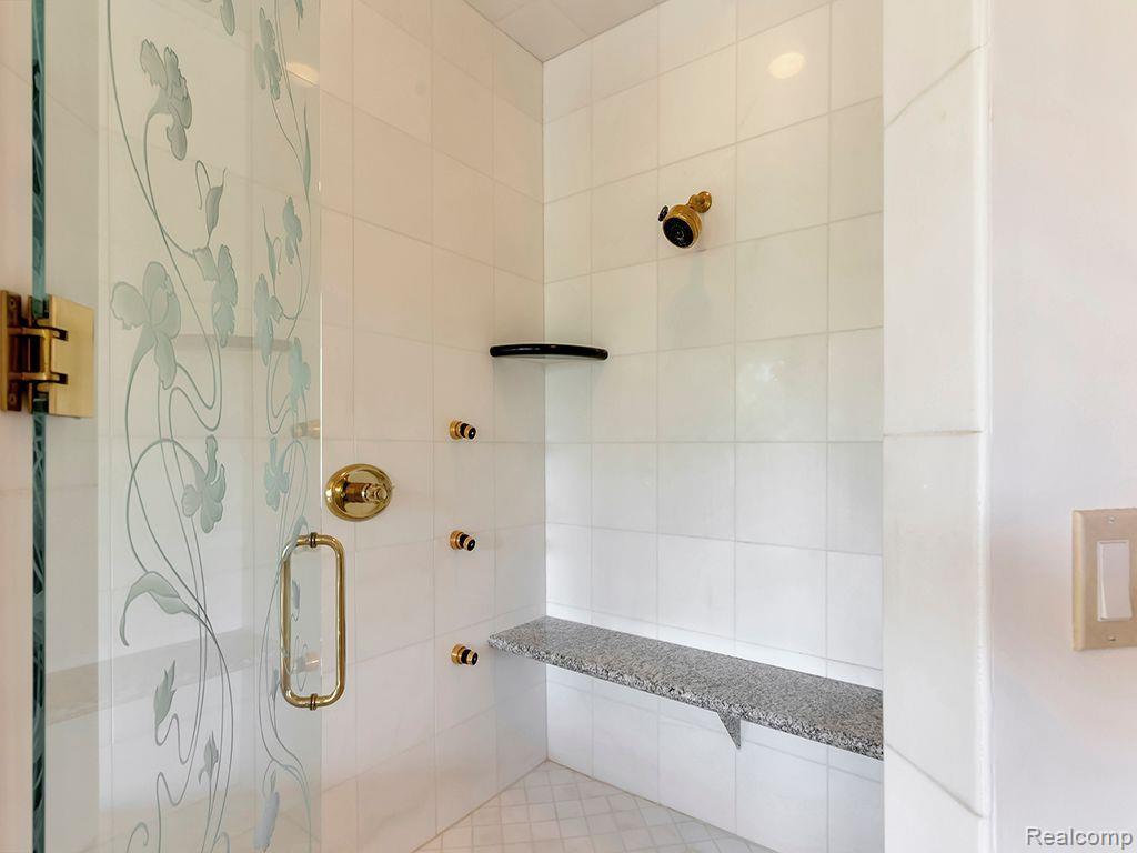 Northville, Michigan, 48167, United States, 6 Bedrooms Bedrooms, ,6 BathroomsBathrooms,Residential,Active,1850675