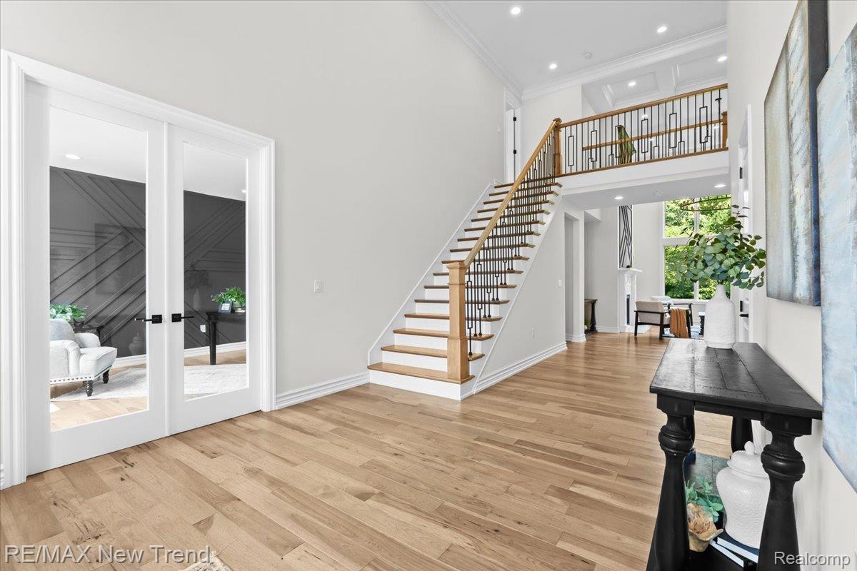 Farmingtonhills, Michigan, 48336, United States, 5 Bedrooms Bedrooms, ,5 BathroomsBathrooms,Residential,Active,1945053