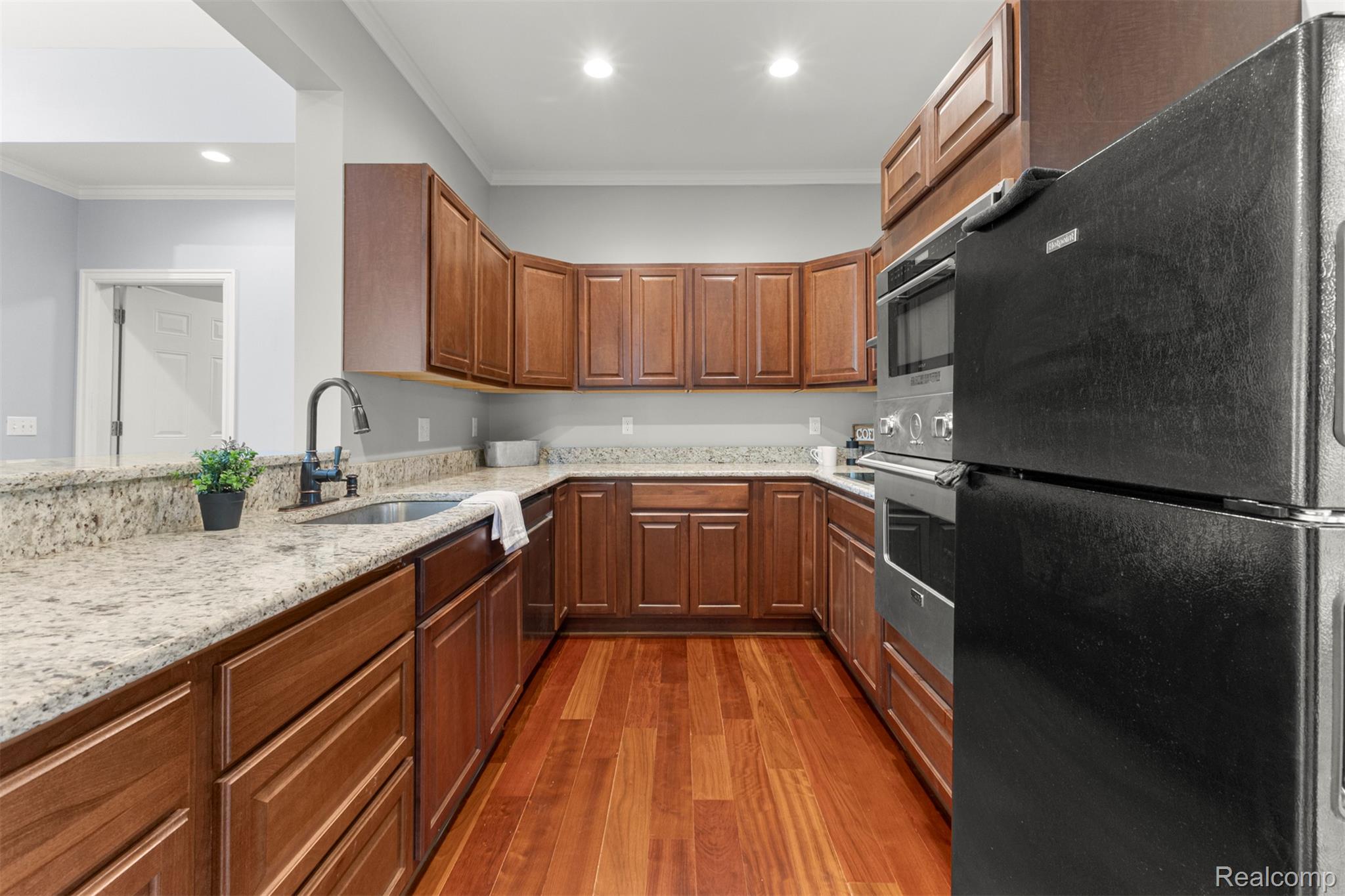 Northville, Michigan, 48167, United States, 5 Bedrooms Bedrooms, ,6 BathroomsBathrooms,Residential,Active,1905093